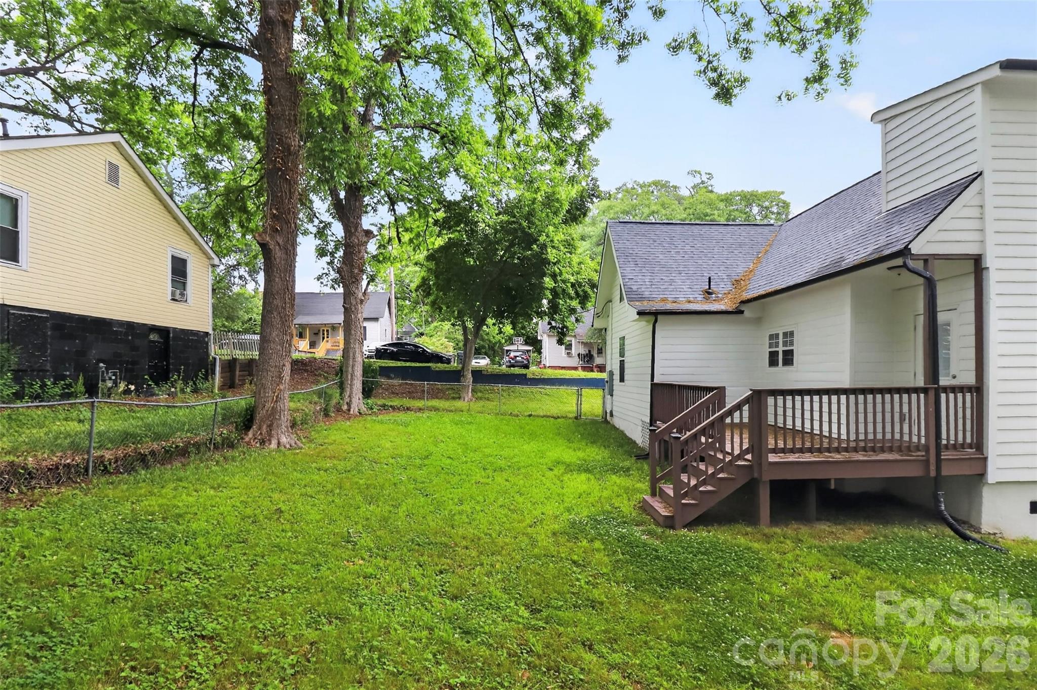 1015 W 4th Avenue — Gastonia