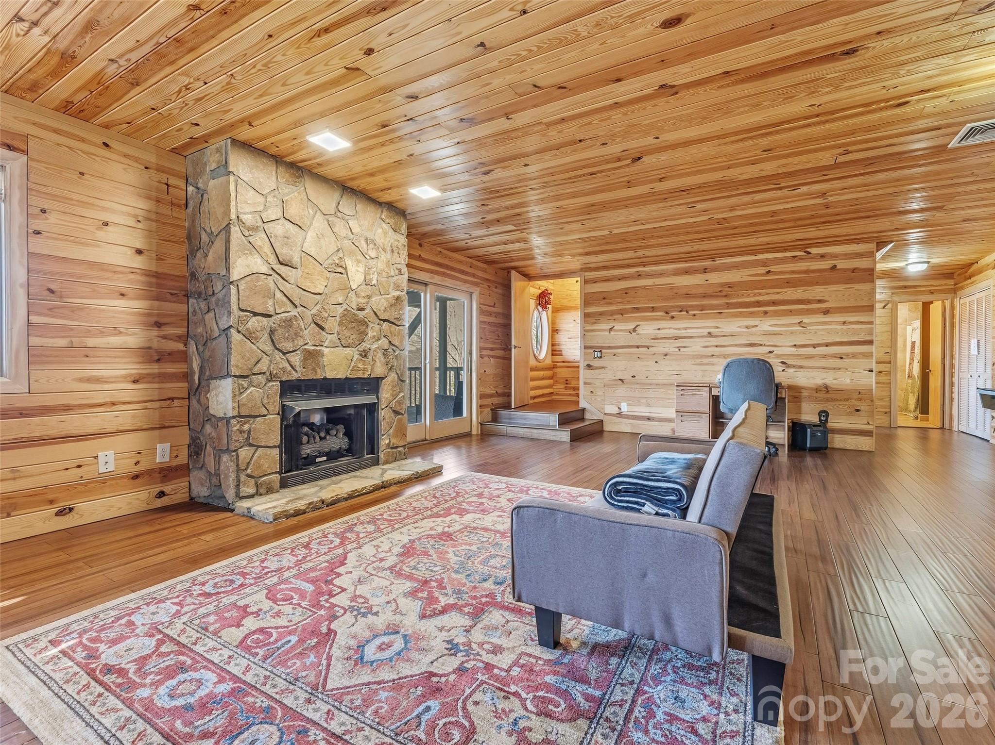 101 Ruffed Grouse Road — Brevard