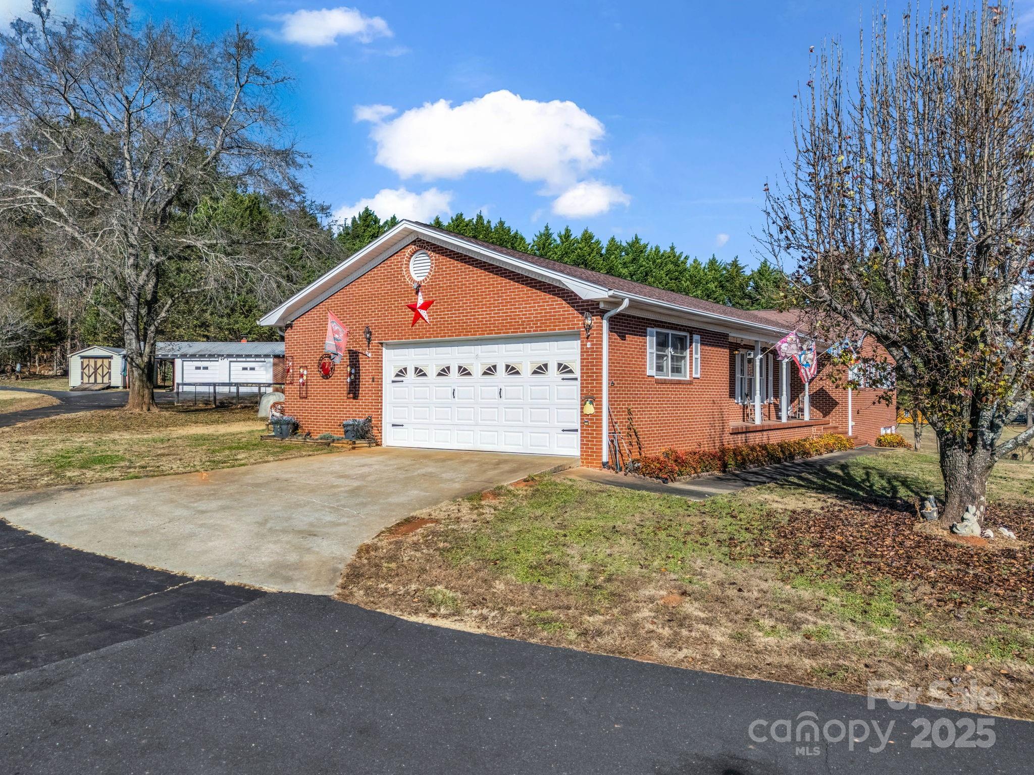 1504 Maple Creek Road — Rutherfordton