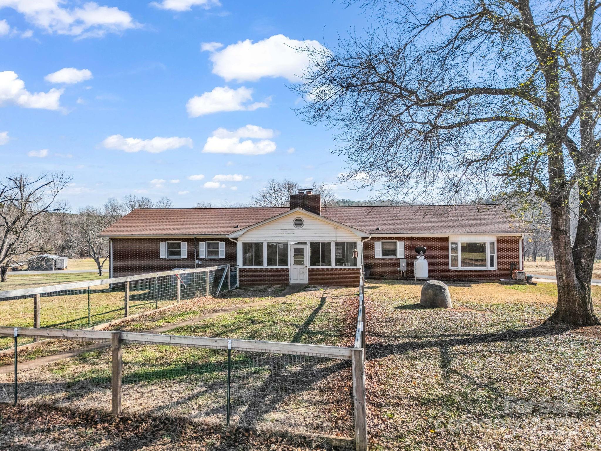 1504 Maple Creek Road — Rutherfordton