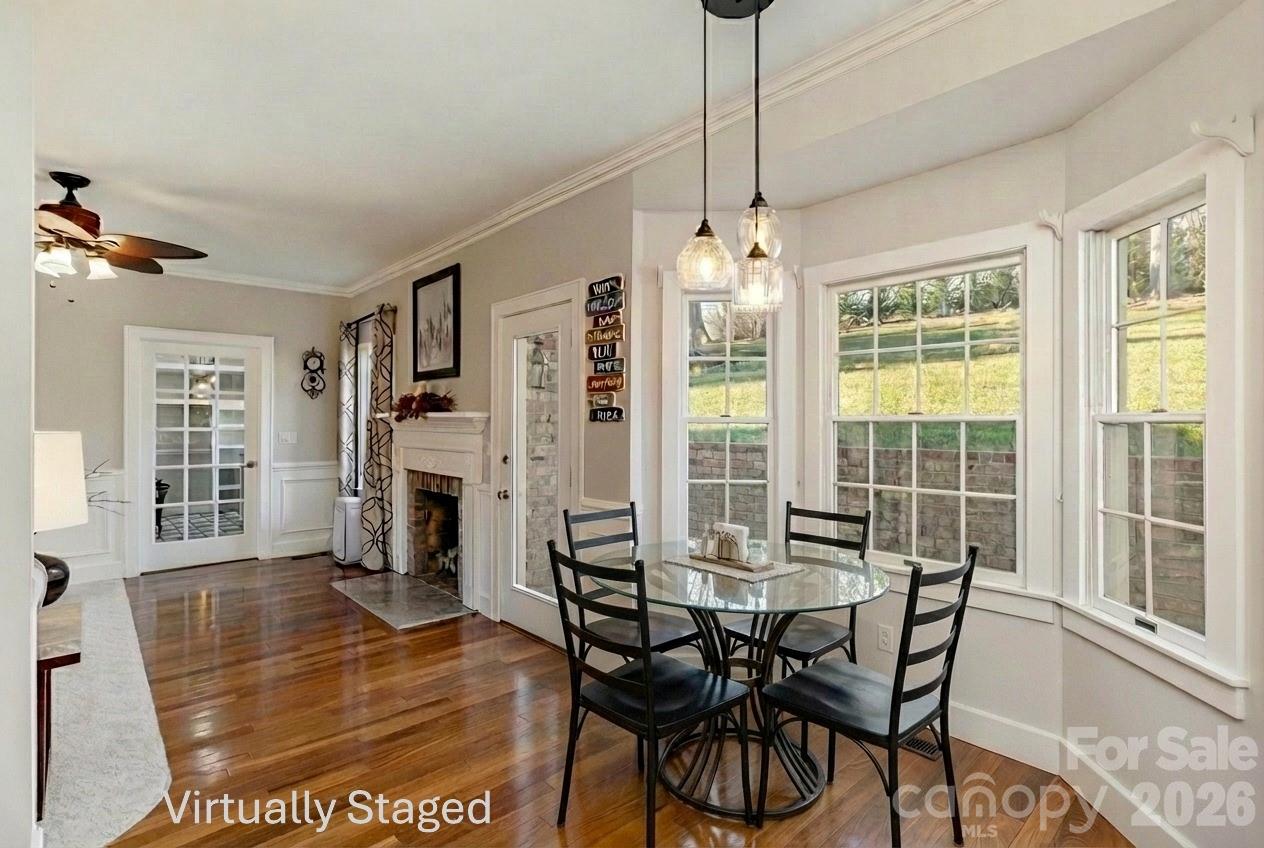 514 Whispering Hills Drive — Hendersonville