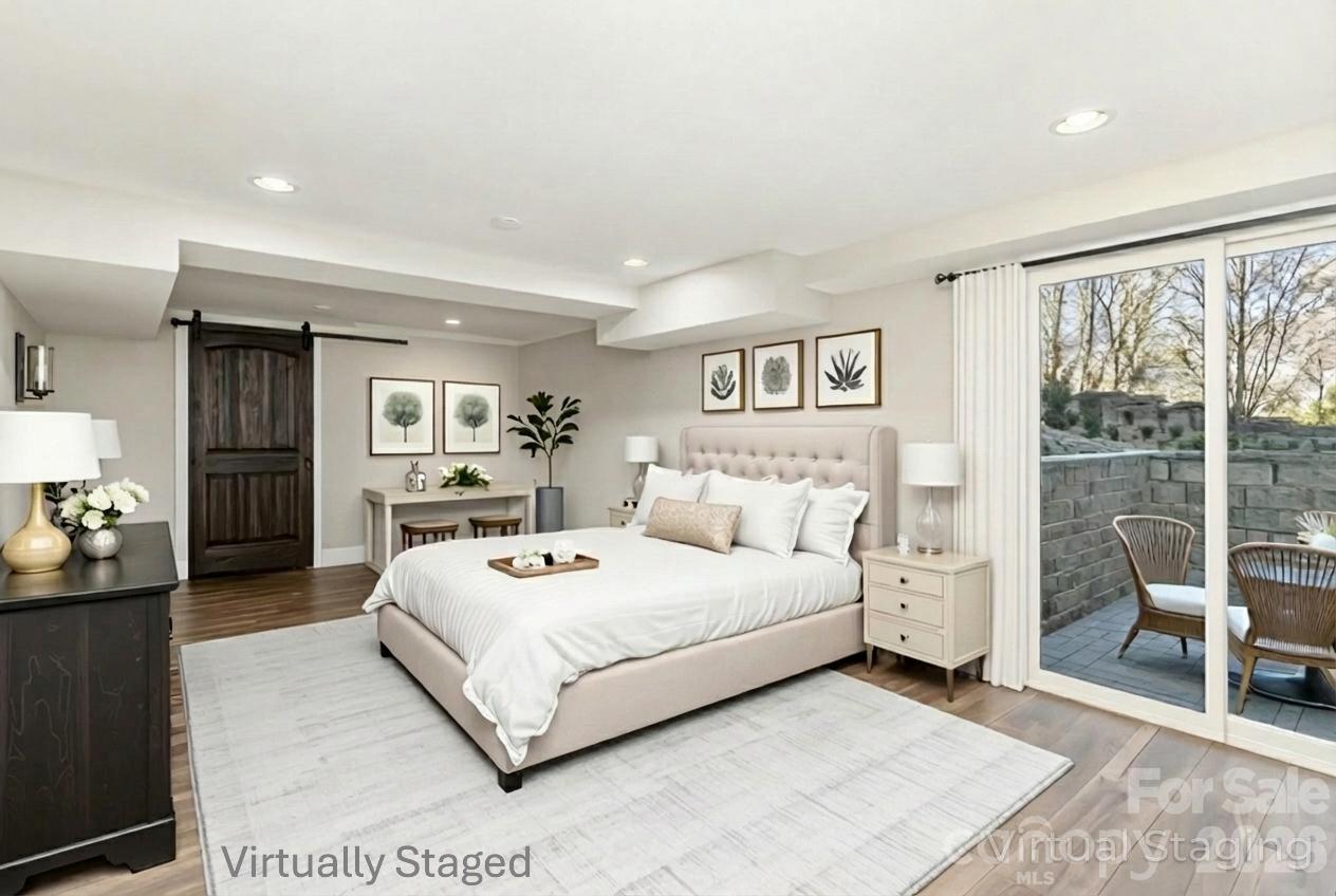 514 Whispering Hills Drive — Hendersonville