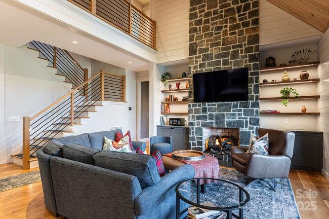 131 Lodestone Drive — Sylva