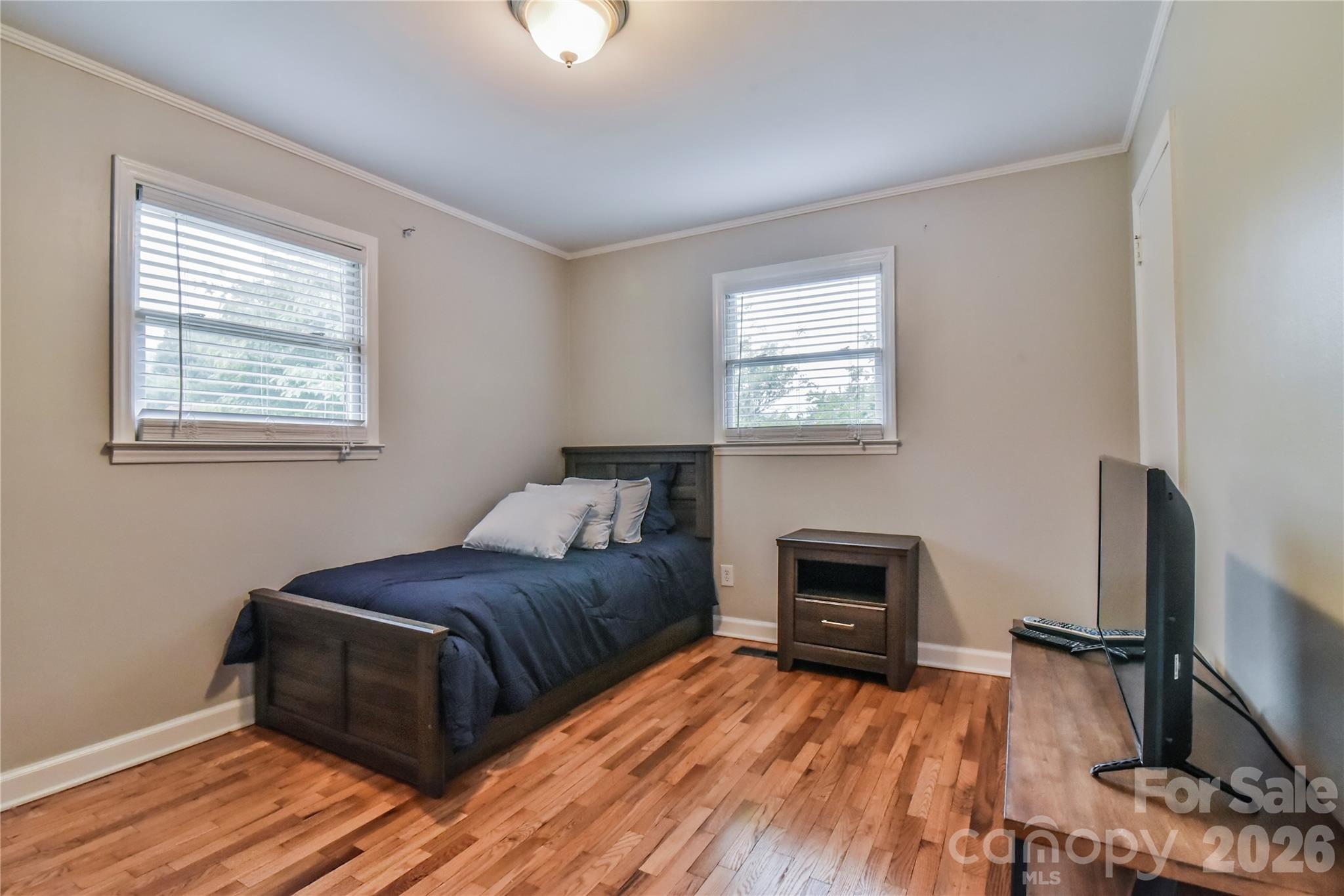 5 E Keesler Street — Black Mountain