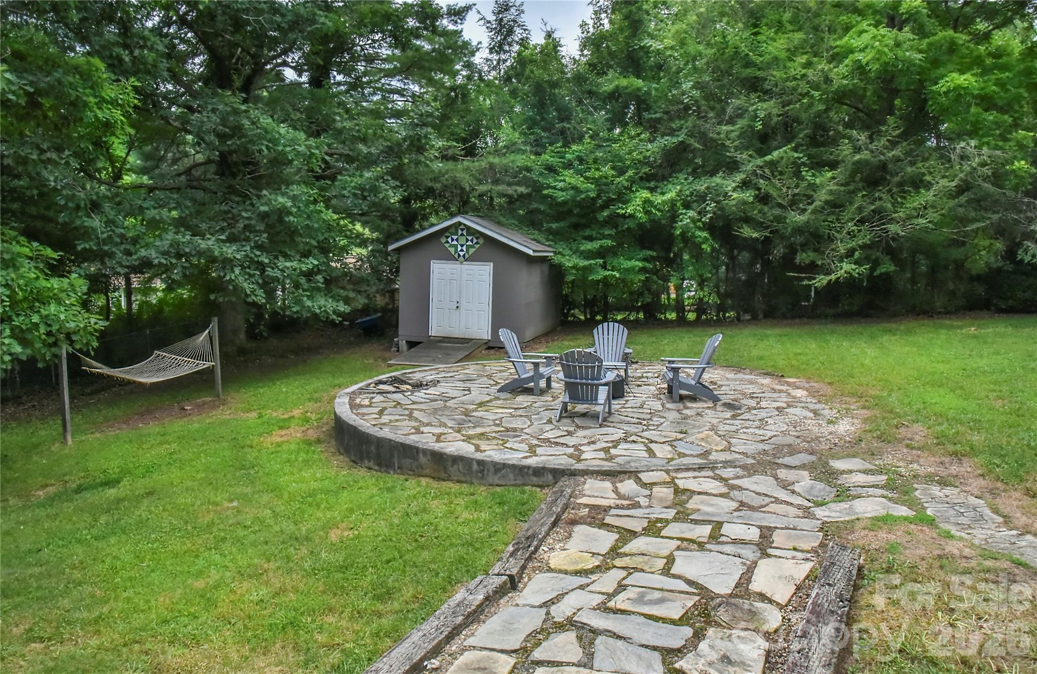 5 E Keesler Street — Black Mountain