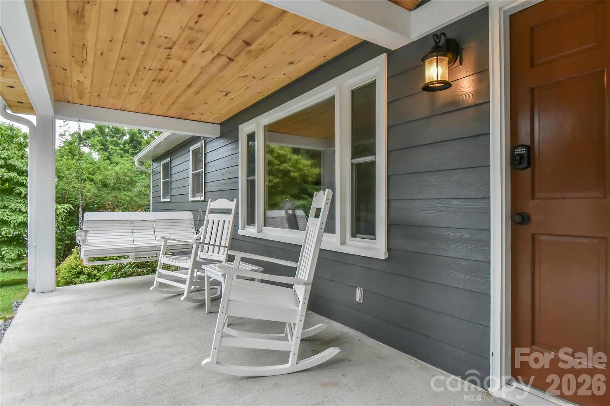5 E Keesler Street — Black Mountain