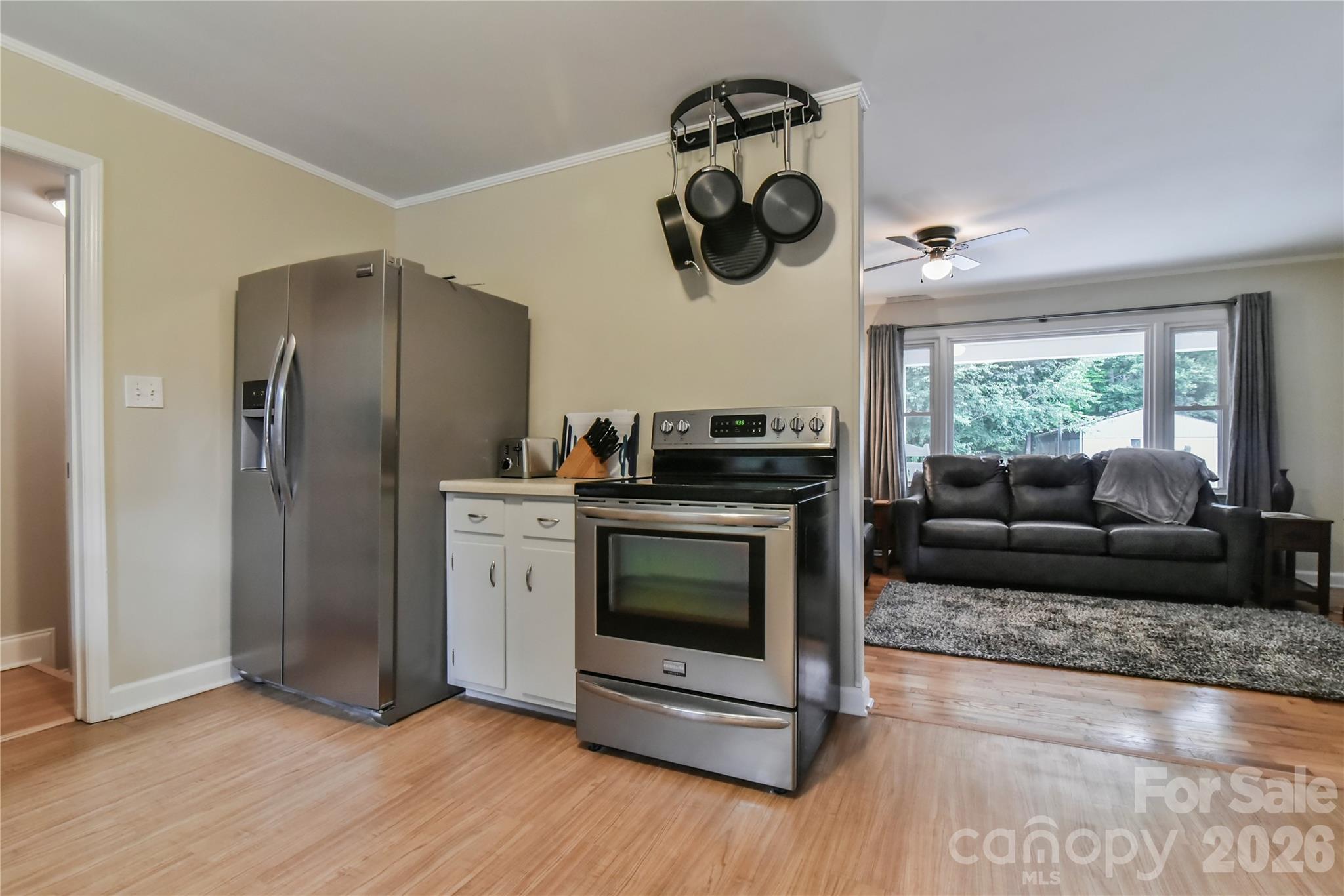 5 E Keesler Street — Black Mountain