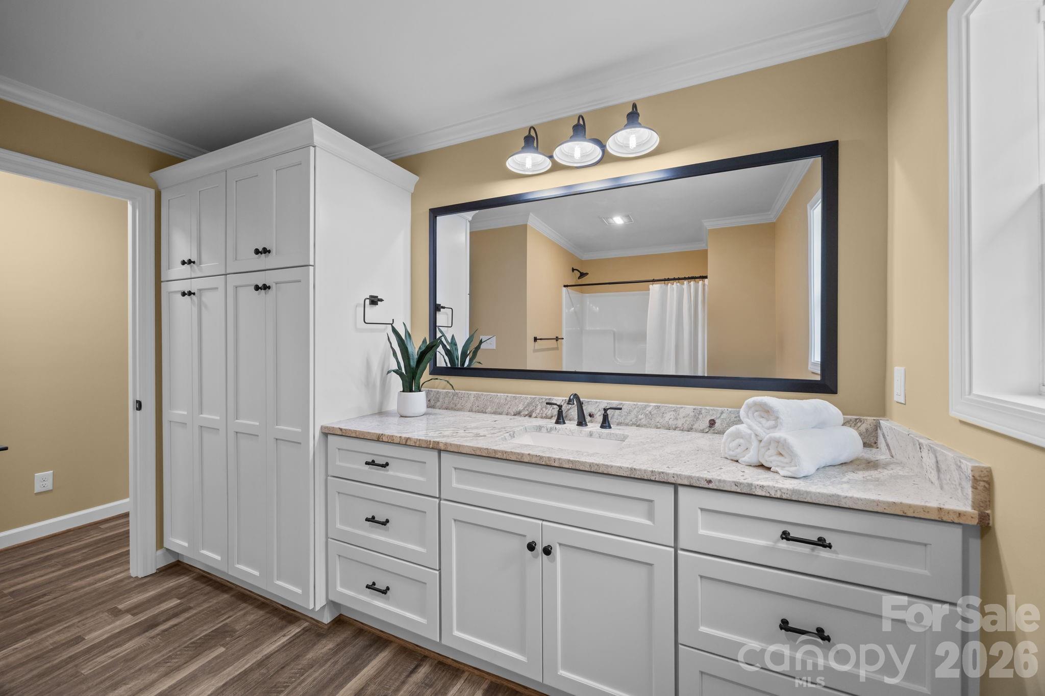 120 Independence Loop — Statesville
