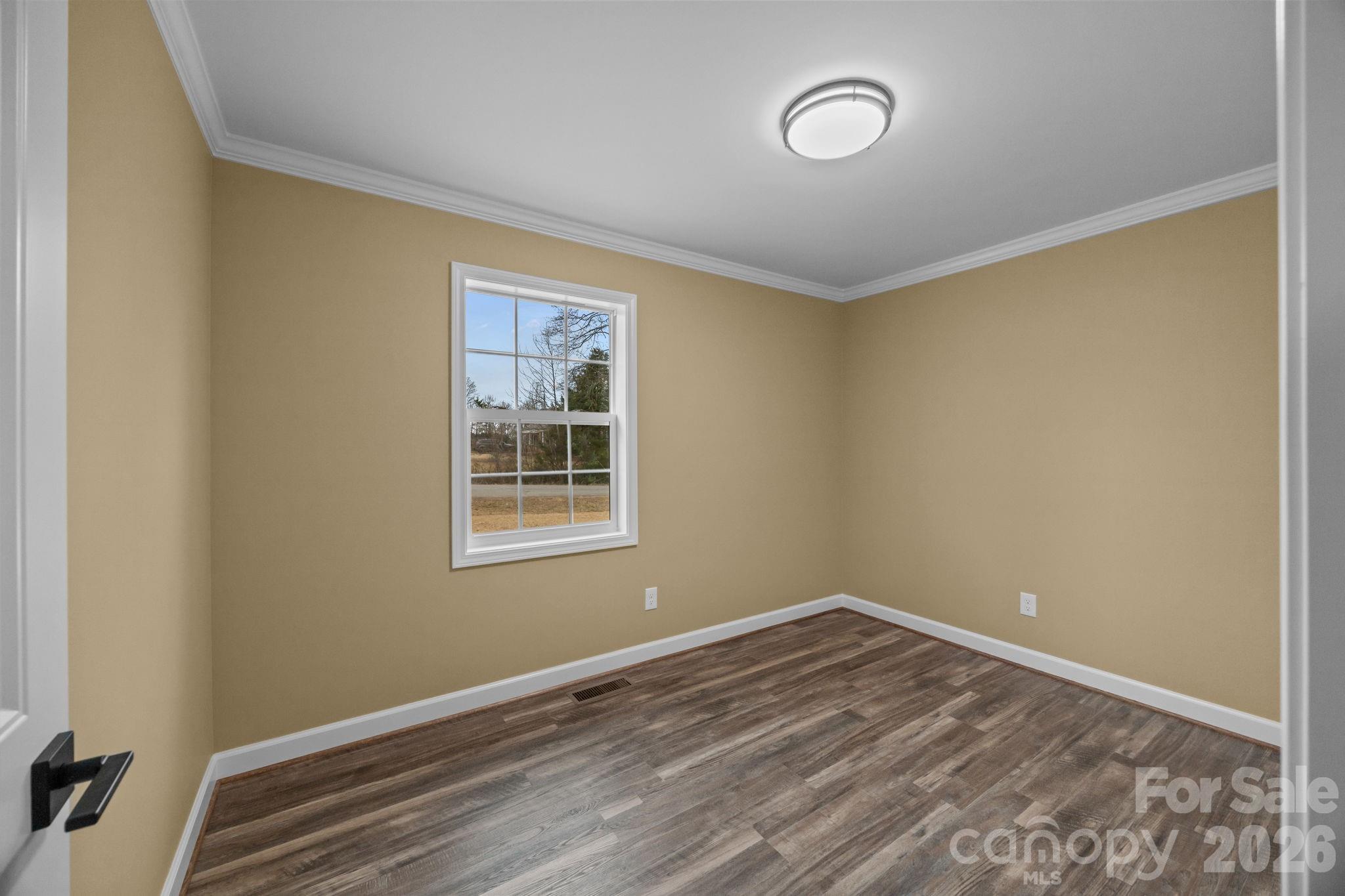 120 Independence Loop — Statesville