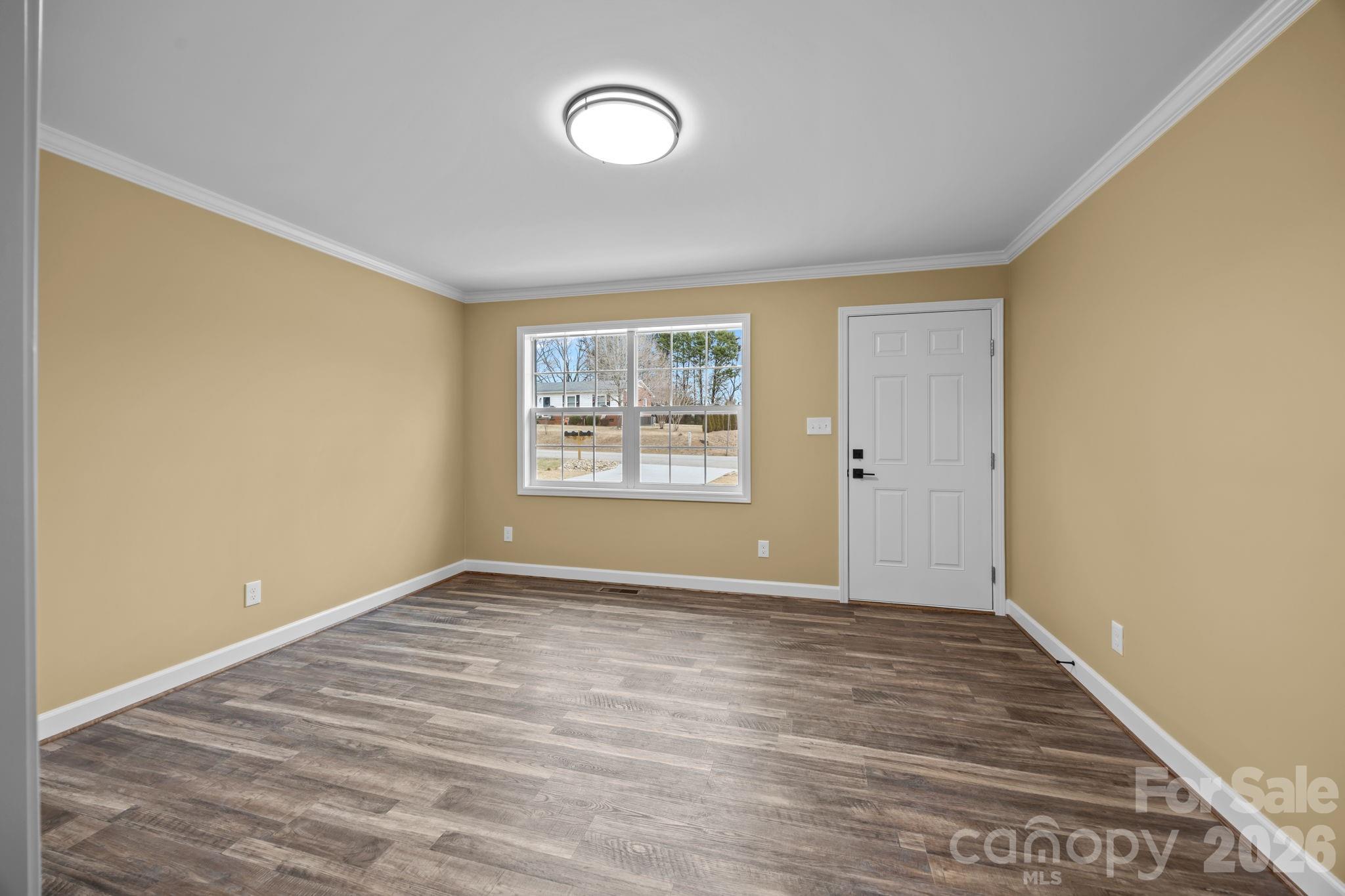 120 Independence Loop — Statesville