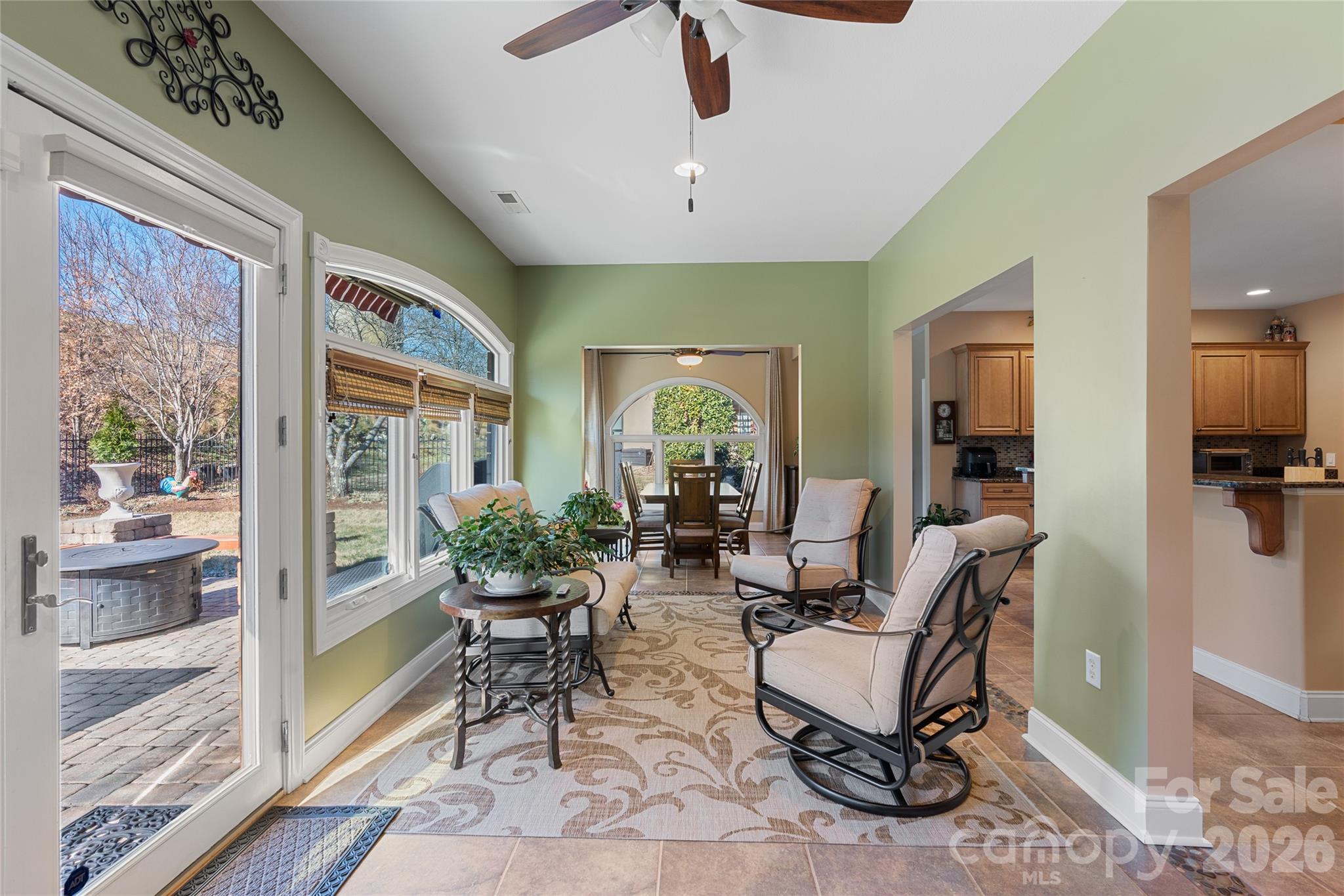 19 Pacifico Drive — Asheville