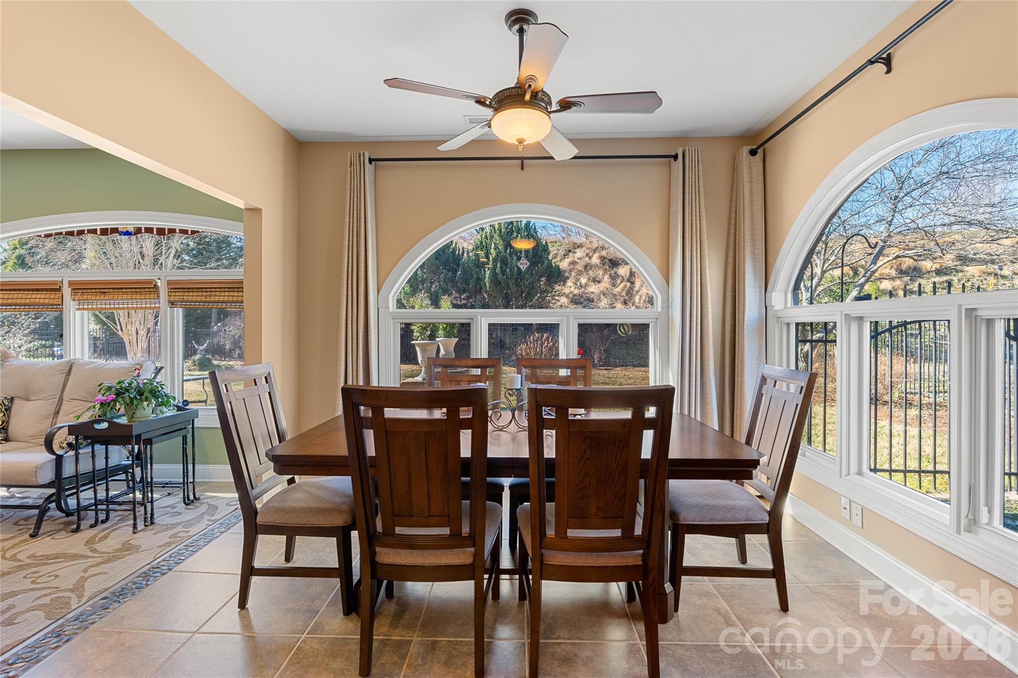 19 Pacifico Drive — Asheville