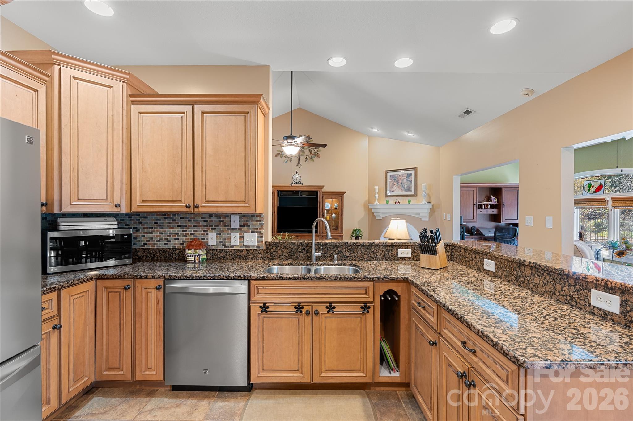 19 Pacifico Drive — Asheville