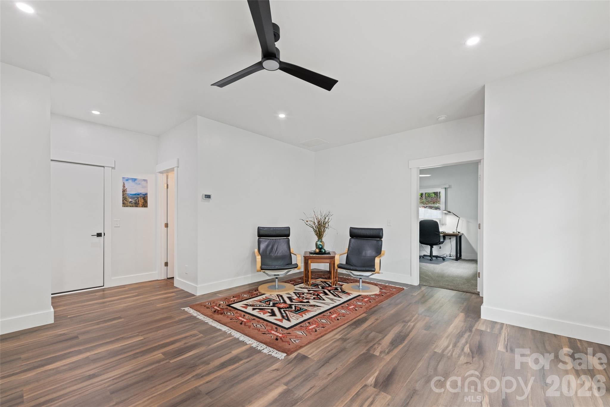 1185 Wallalieu Road — Otto