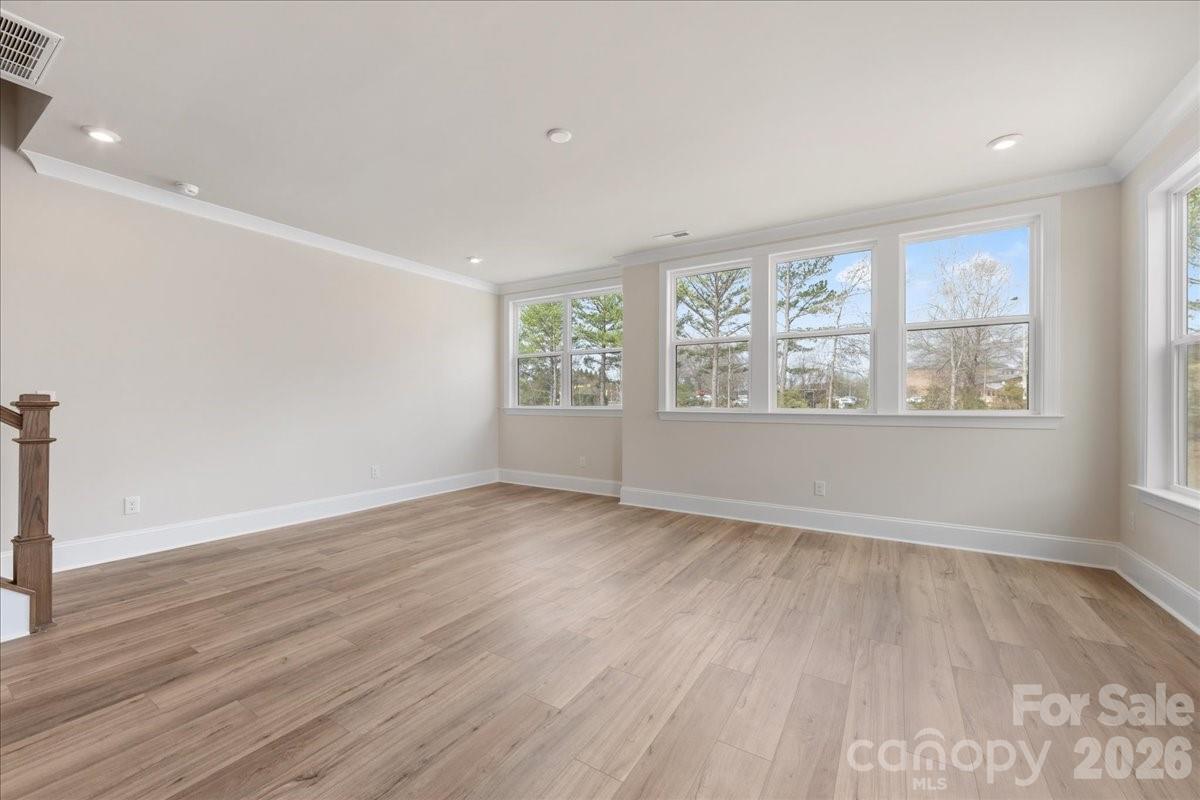 8038 Thimbleweed Circle — Charlotte