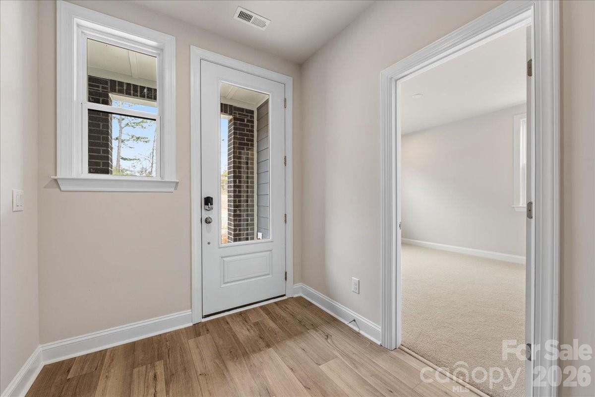 8038 Thimbleweed Circle — Charlotte