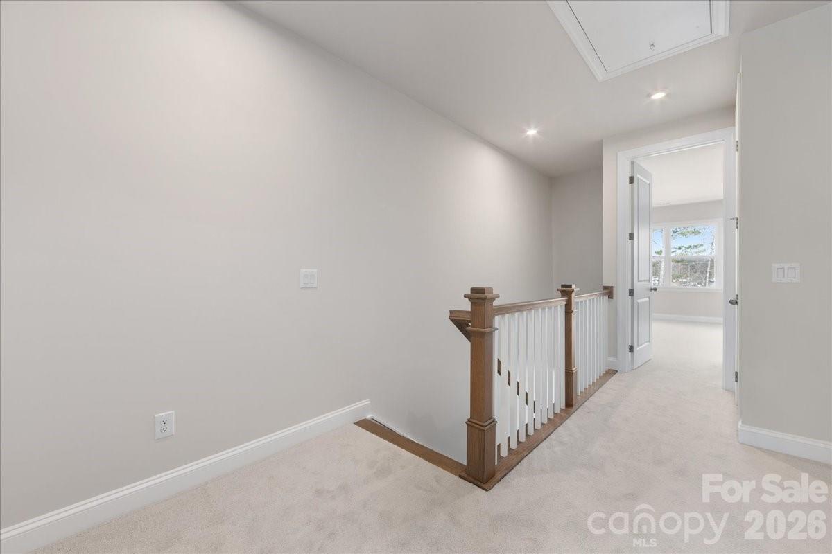 8038 Thimbleweed Circle — Charlotte