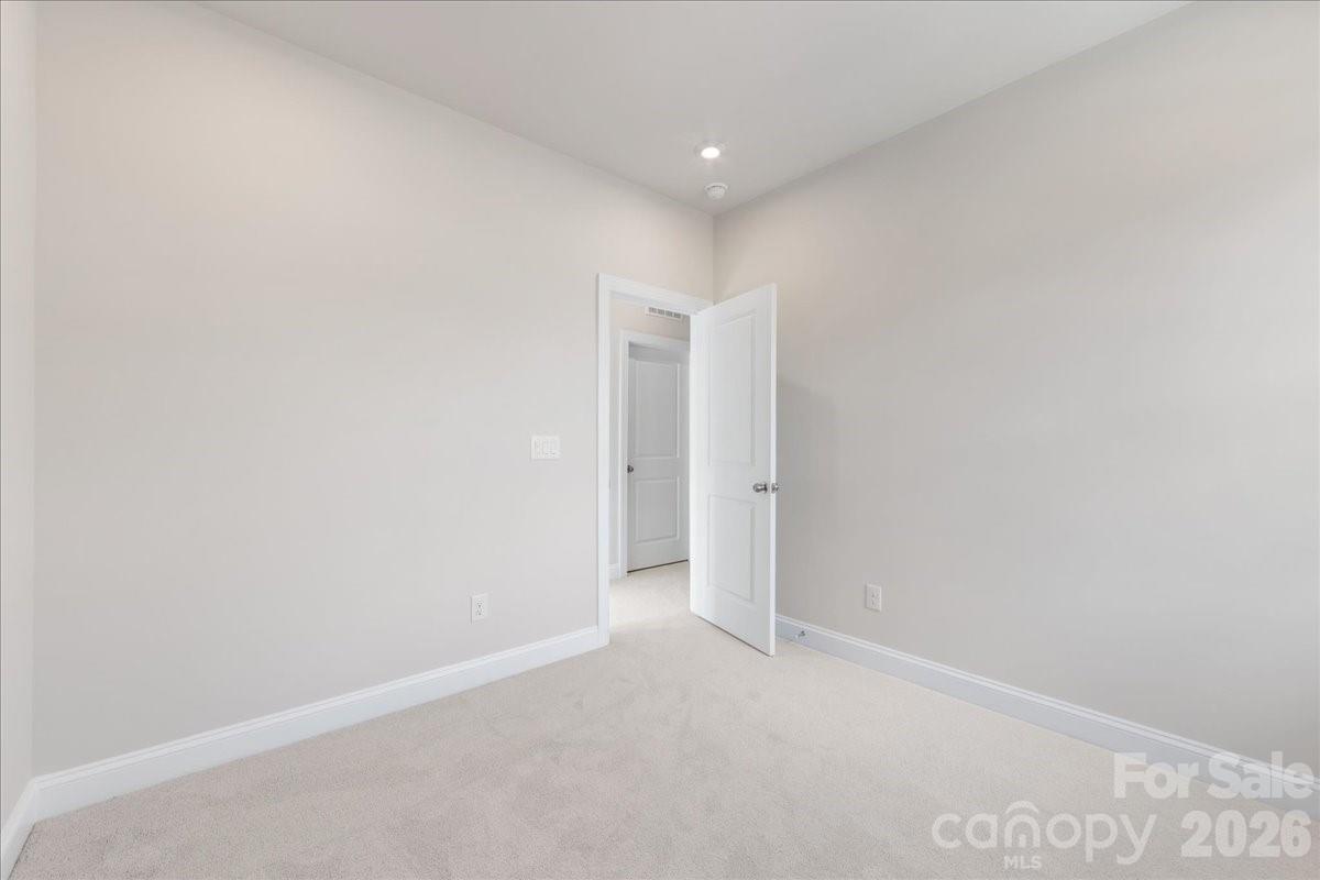 8038 Thimbleweed Circle — Charlotte