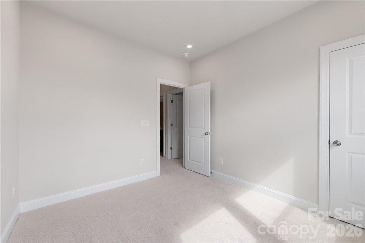 8038 Thimbleweed Circle — Charlotte