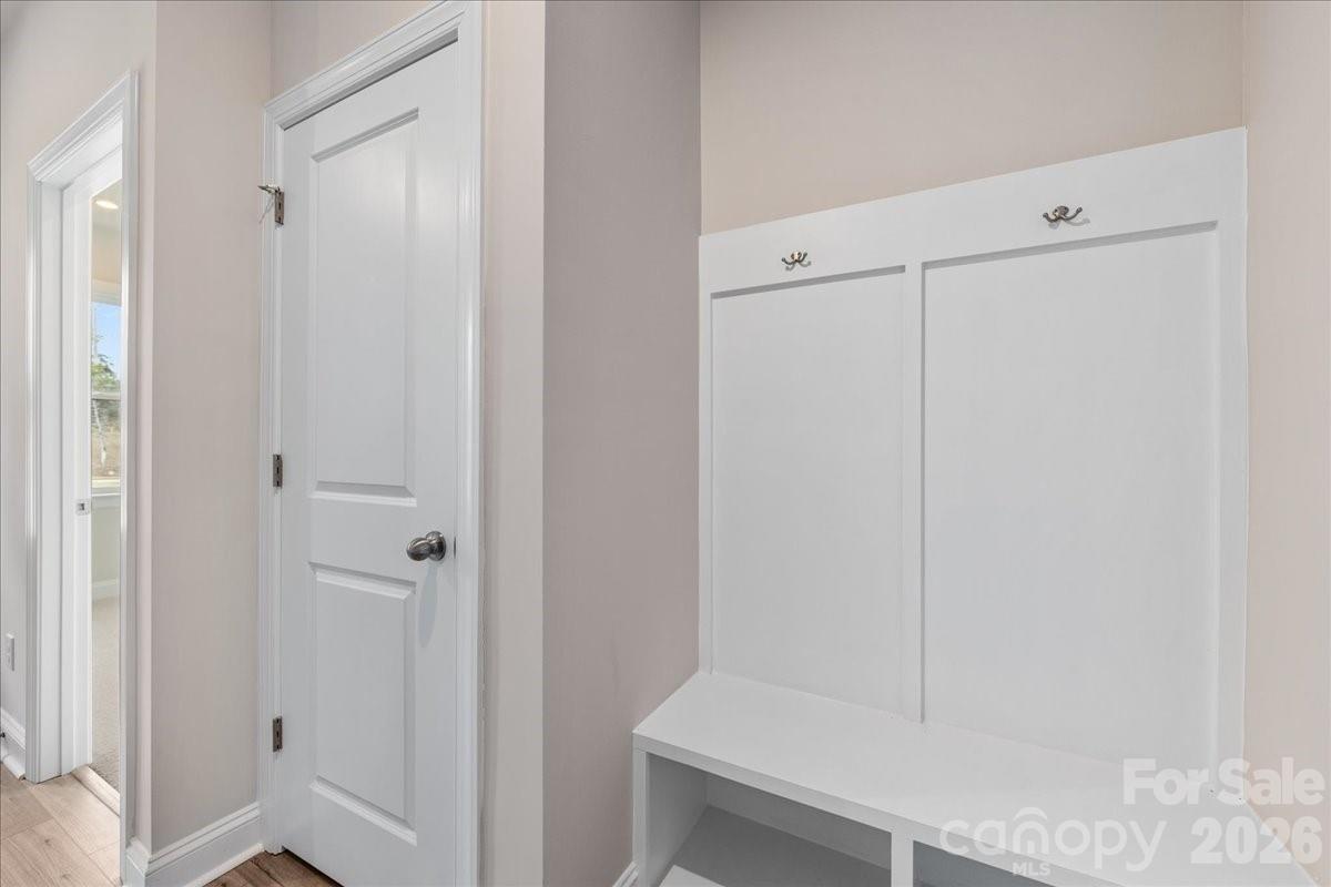 8038 Thimbleweed Circle — Charlotte