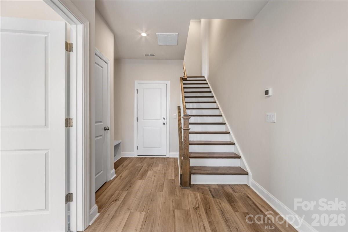 8038 Thimbleweed Circle — Charlotte
