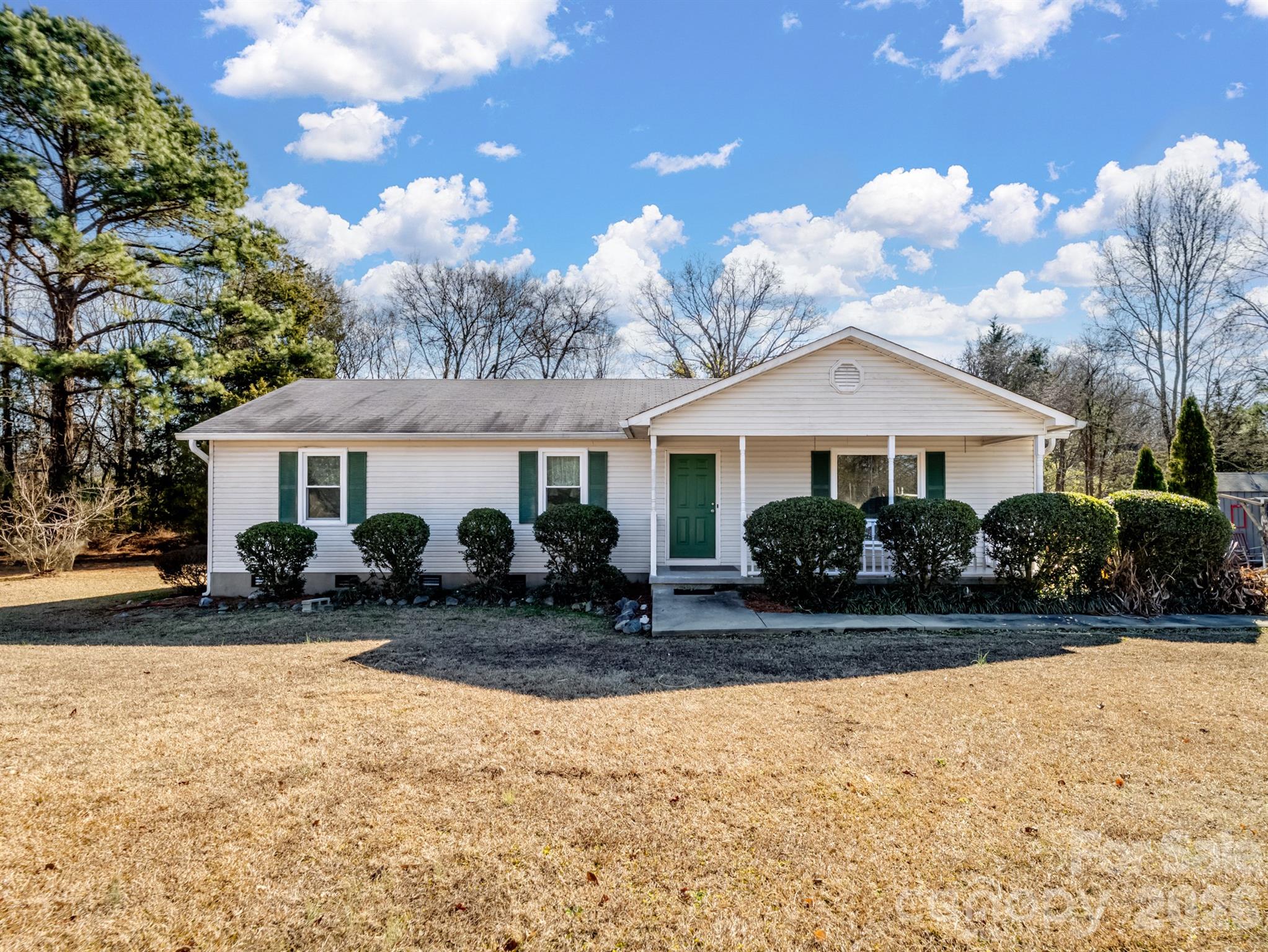 1909 Charlotte Highway — York