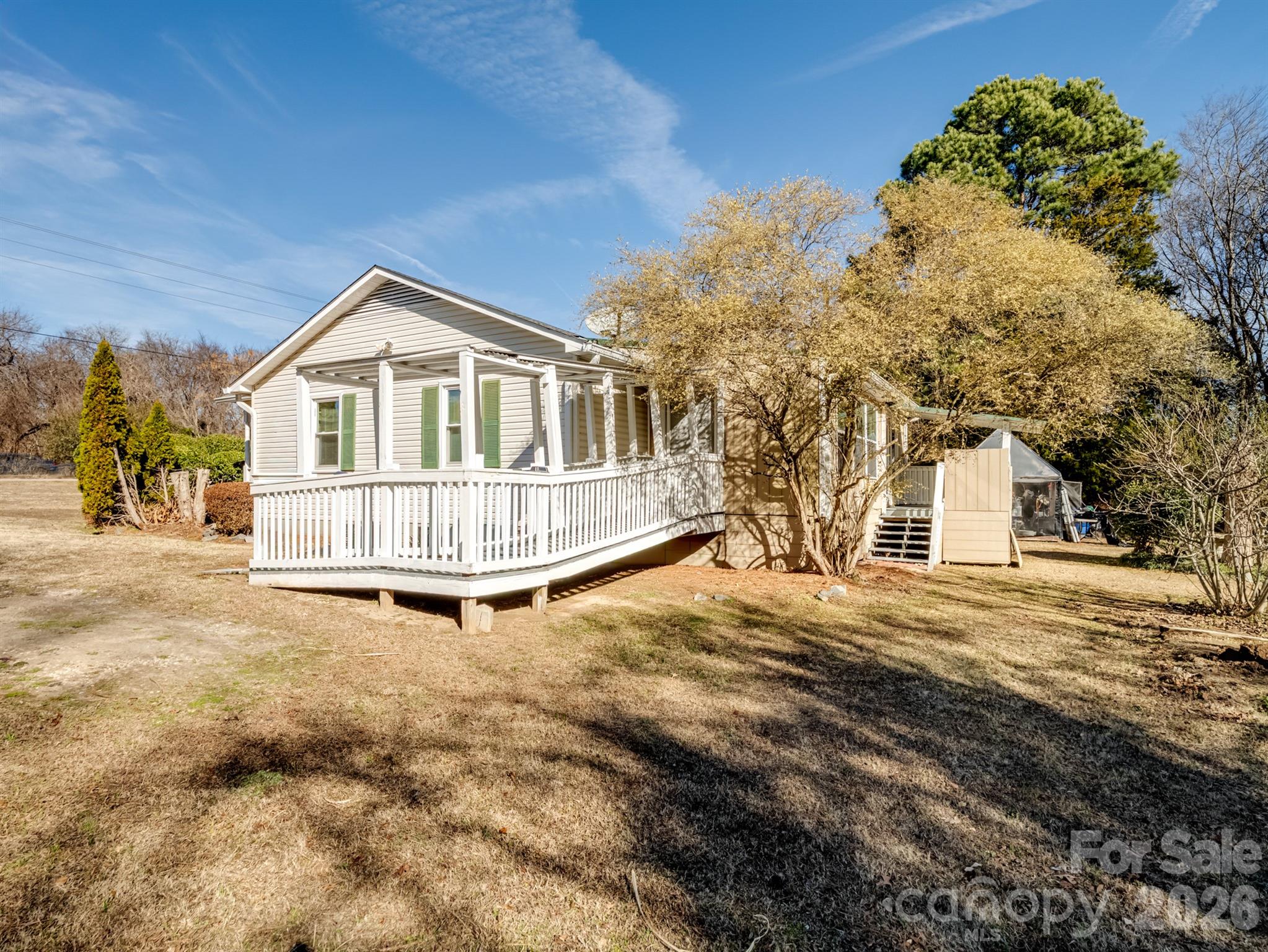 1909 Charlotte Highway — York