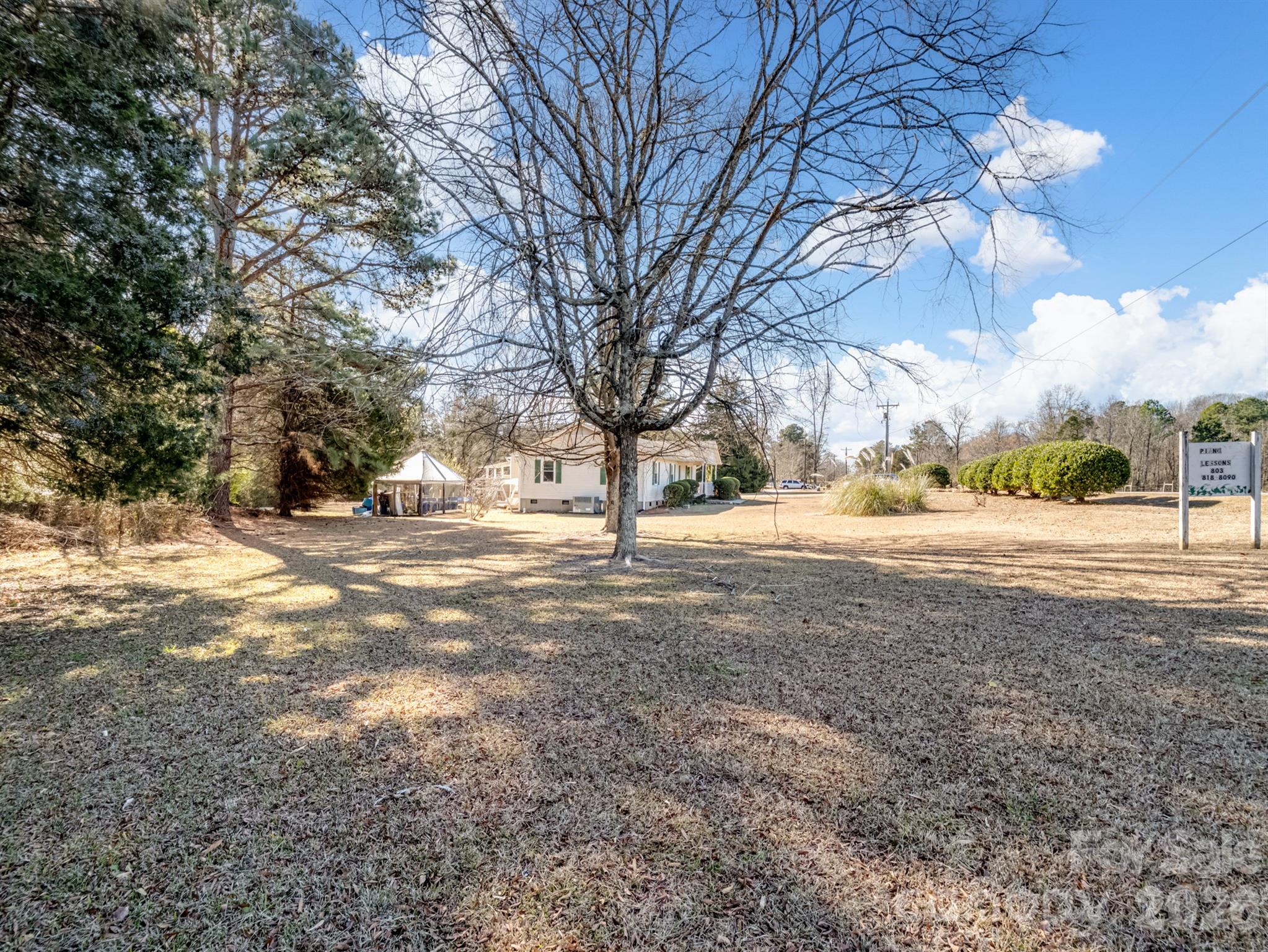 1909 Charlotte Highway — York