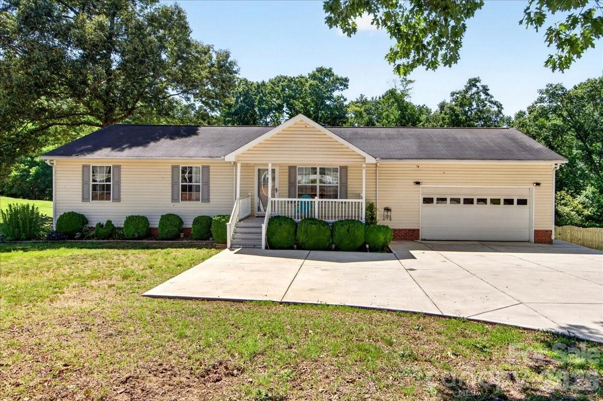 3002 Plyler Mill Road — Monroe