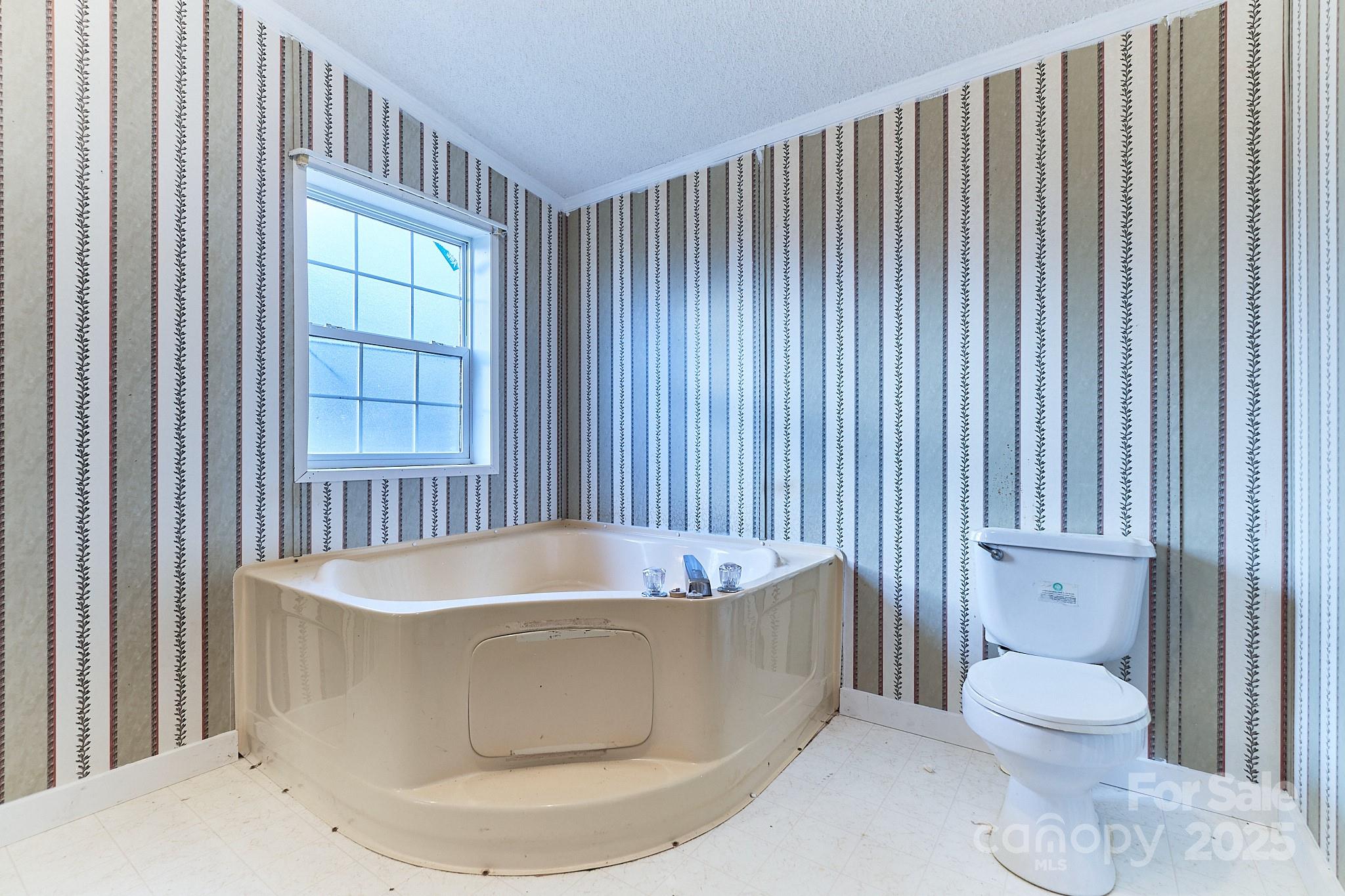 242 Granite Ridge Lane — Winston Salem