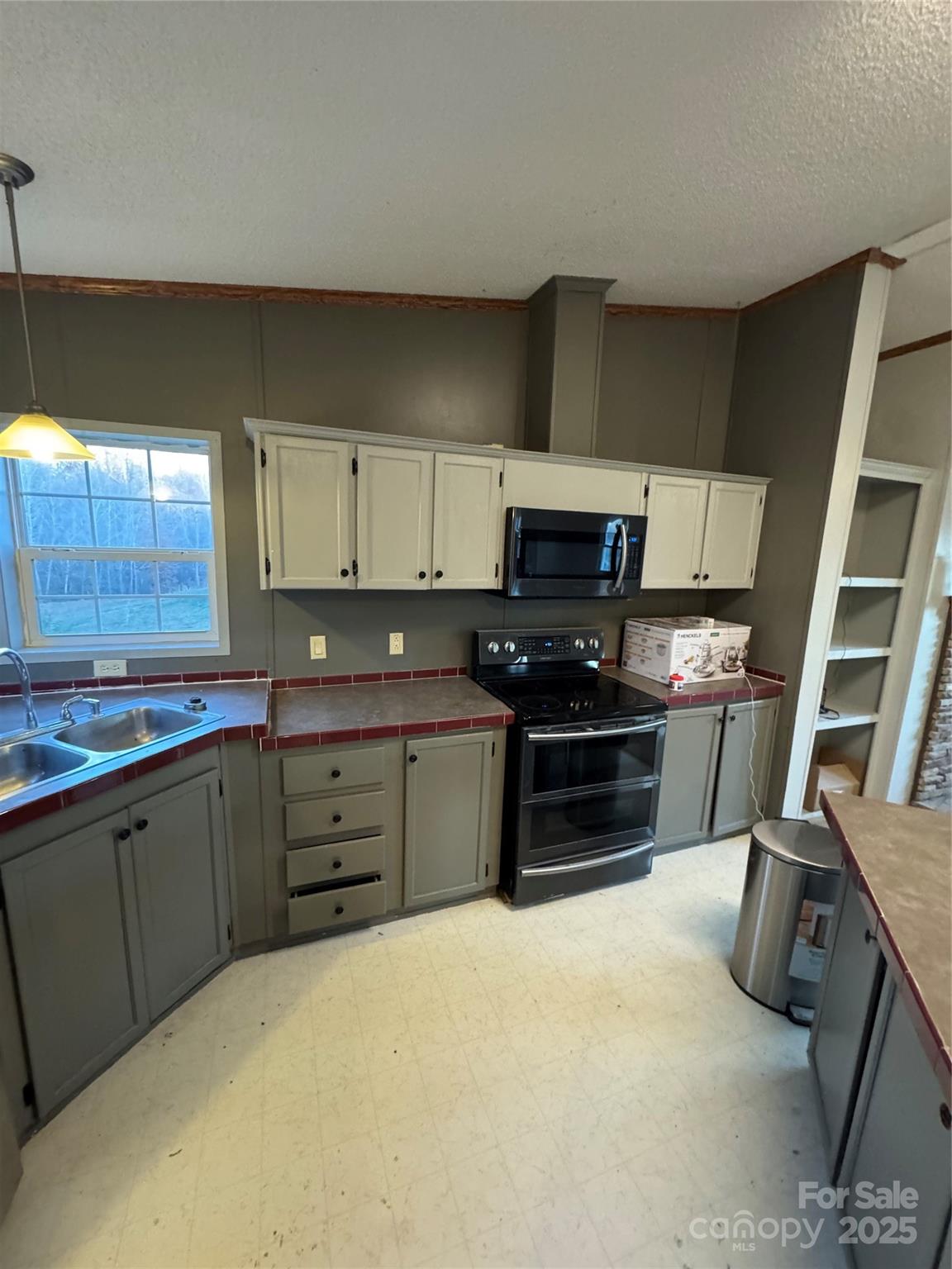 242 Granite Ridge Lane — Winston Salem