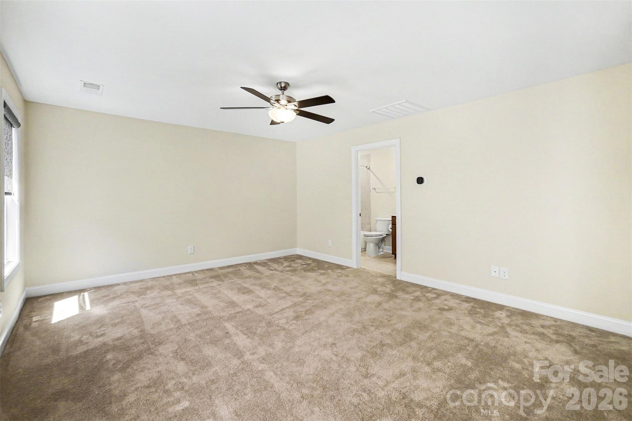 8407 Festival Way — Charlotte