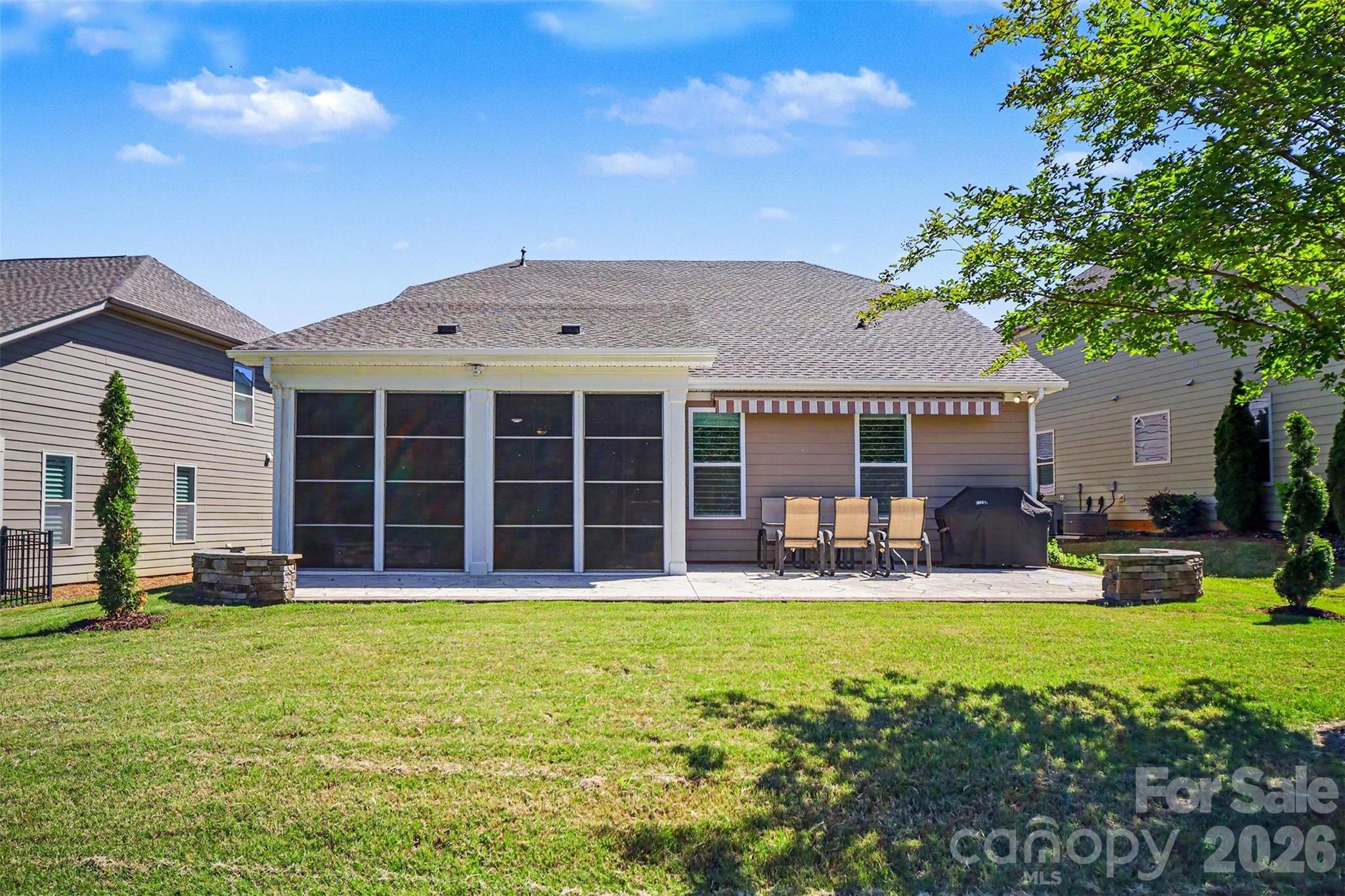 8407 Festival Way — Charlotte
