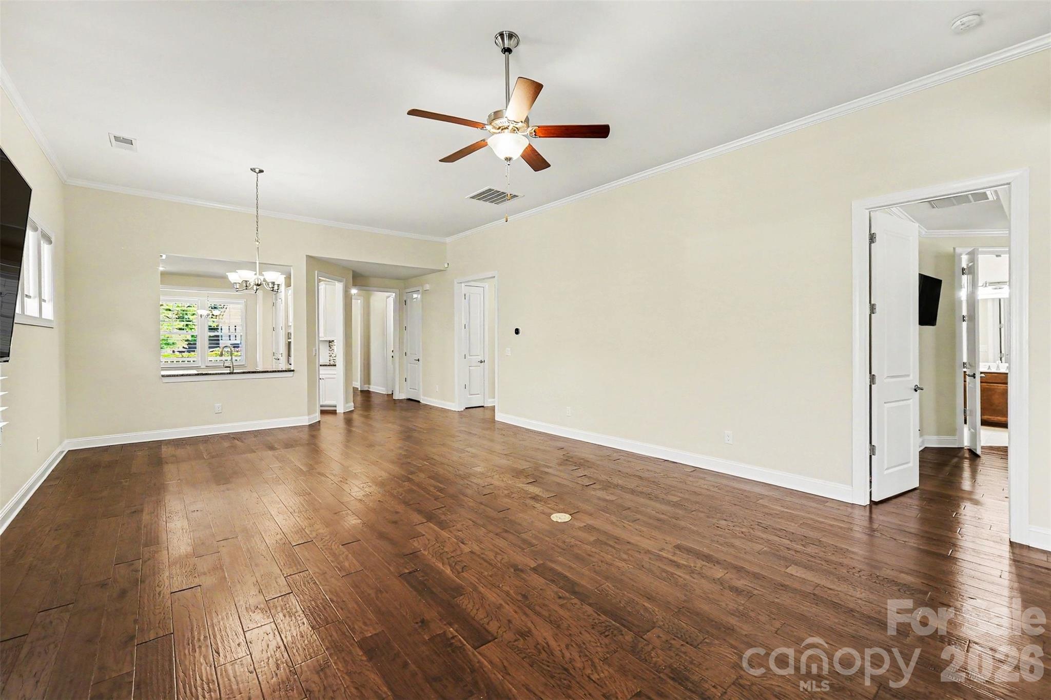 8407 Festival Way — Charlotte