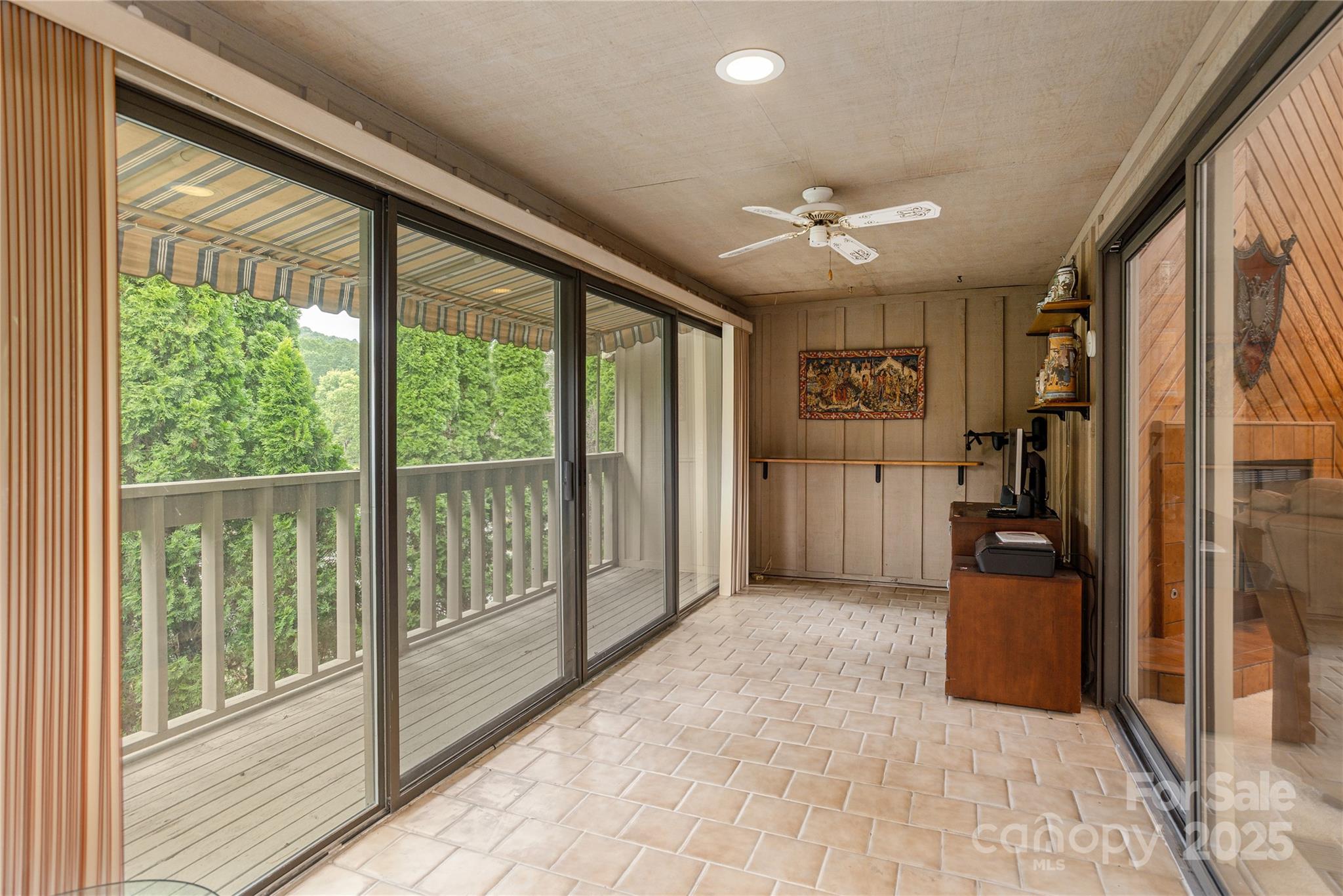 1 Westridge Court #Unit B — Hendersonville