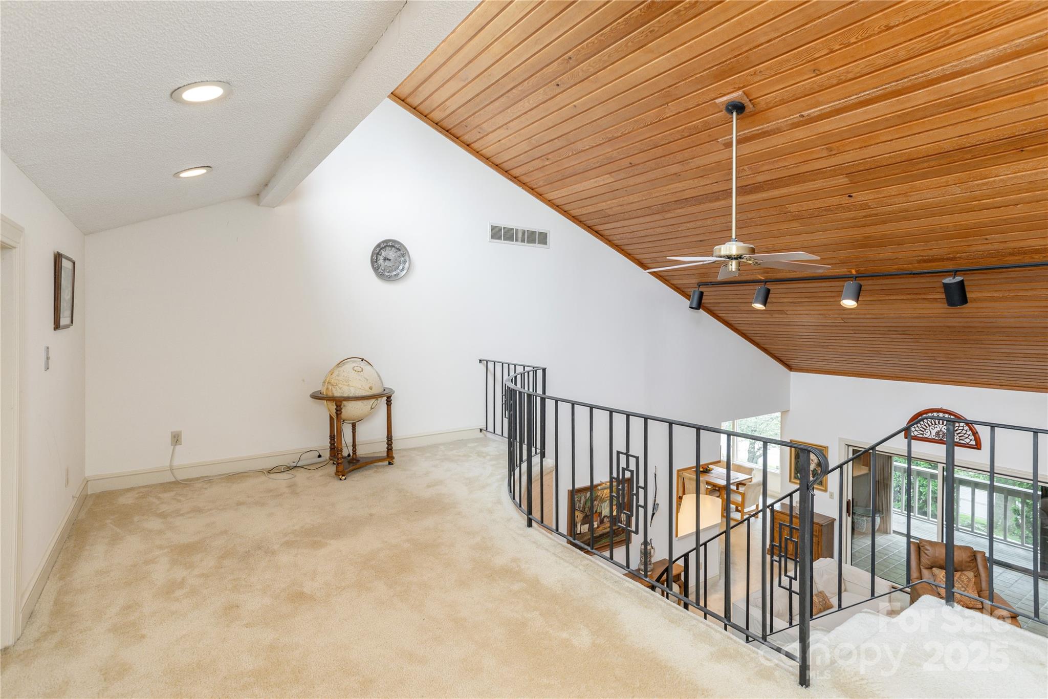 1 Westridge Court #Unit B — Hendersonville