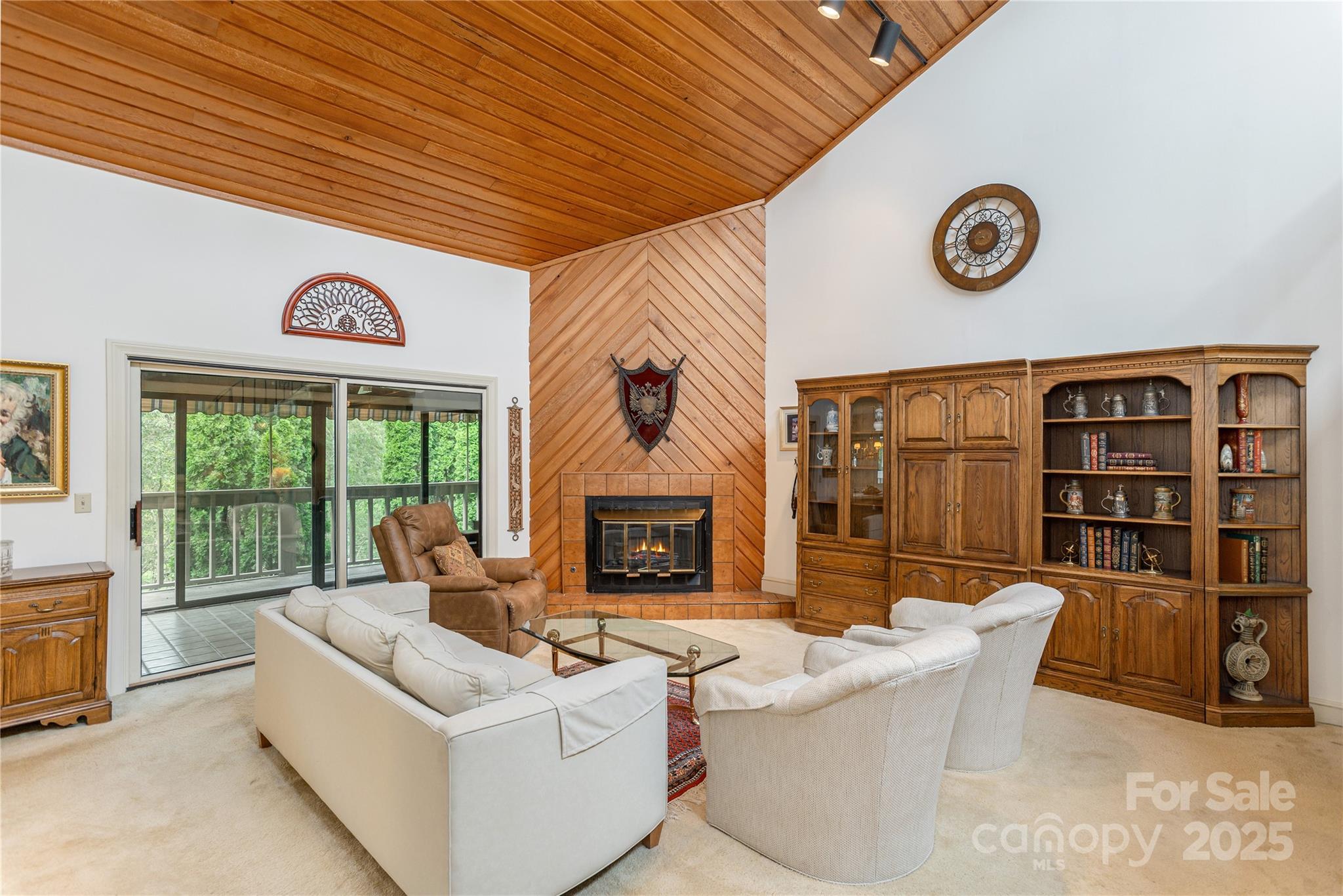 1 Westridge Court #Unit B — Hendersonville