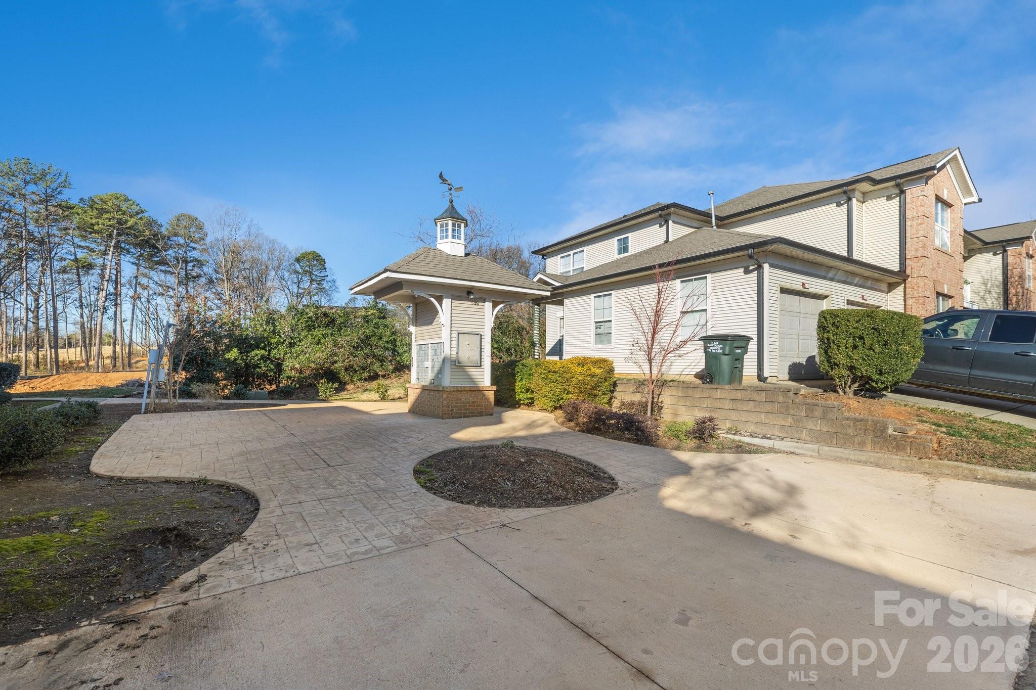 7325 Michaels Landing Drive — Charlotte