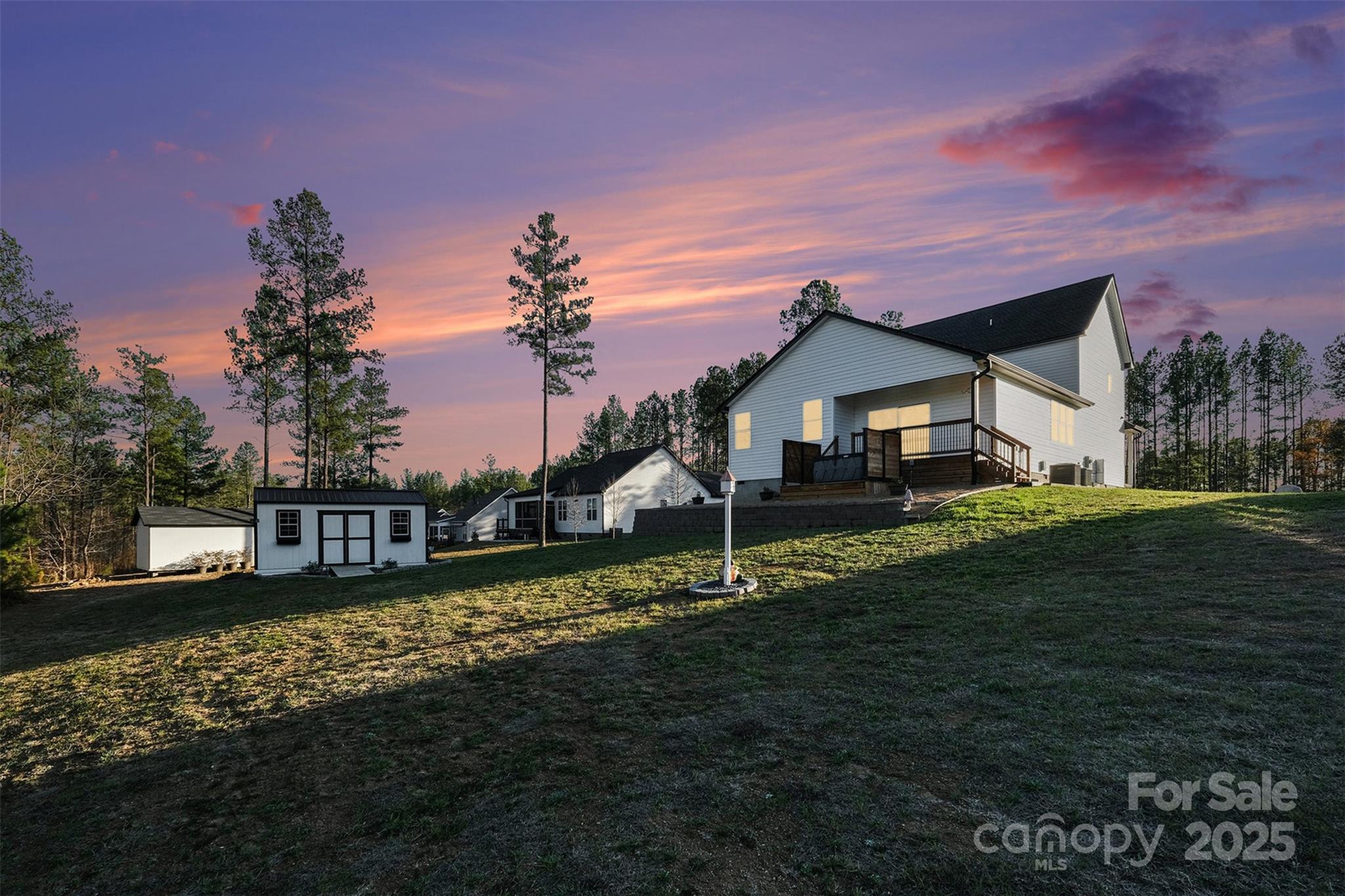 5019 Star Magnolia Court — Clover