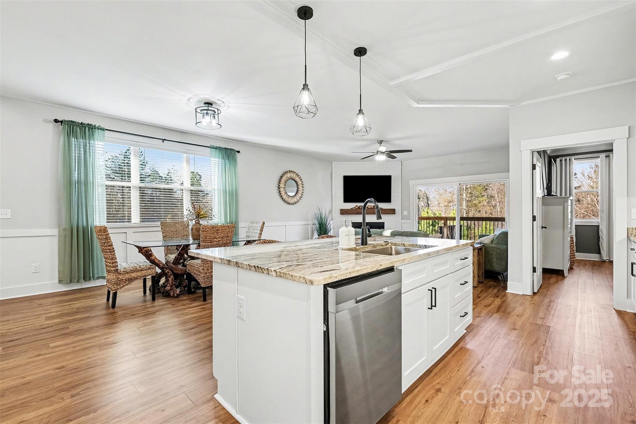 5019 Star Magnolia Court — Clover
