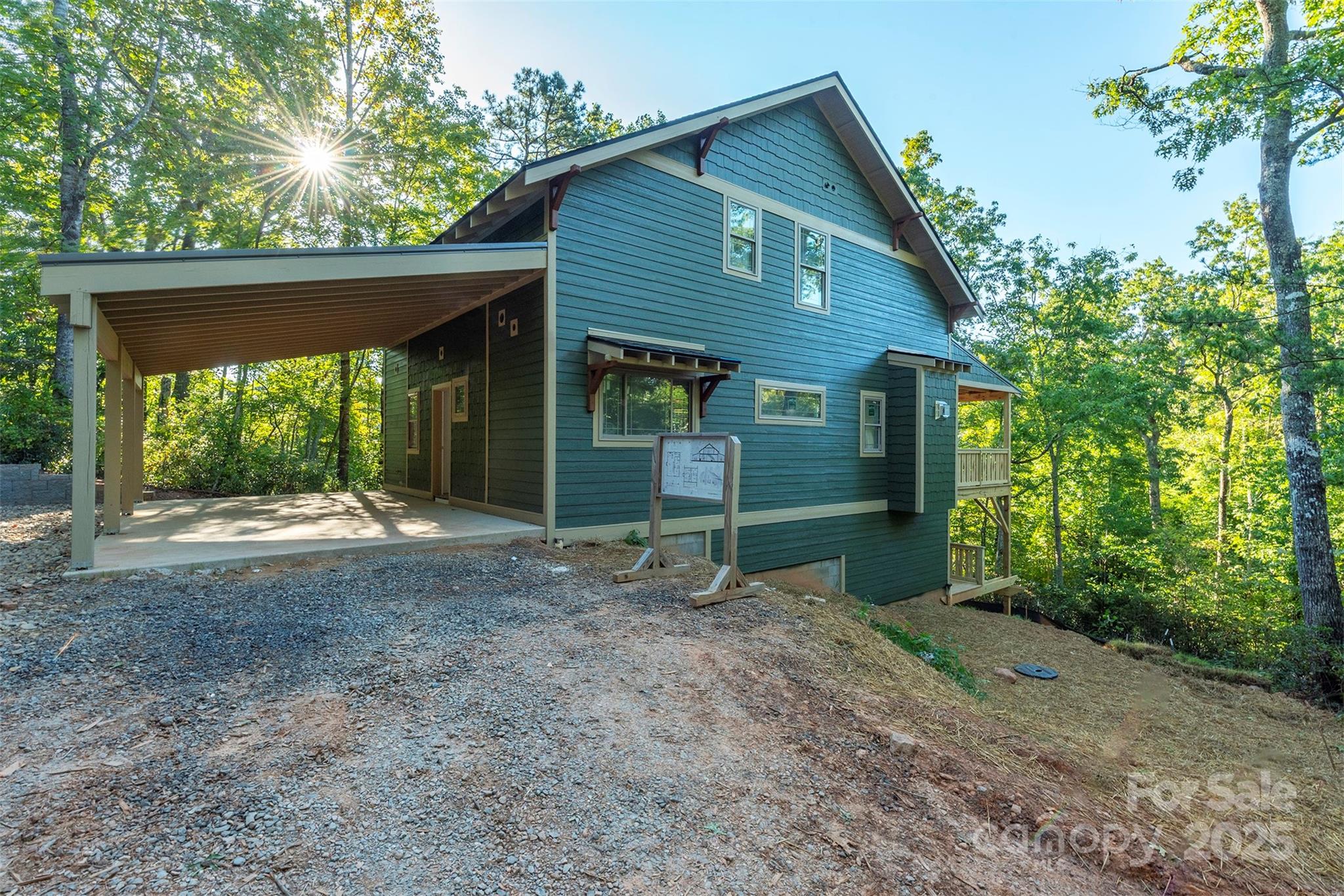 105 Bartram Way — Black Mountain