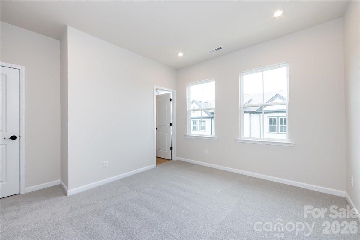 3009 Circles End — Charlotte