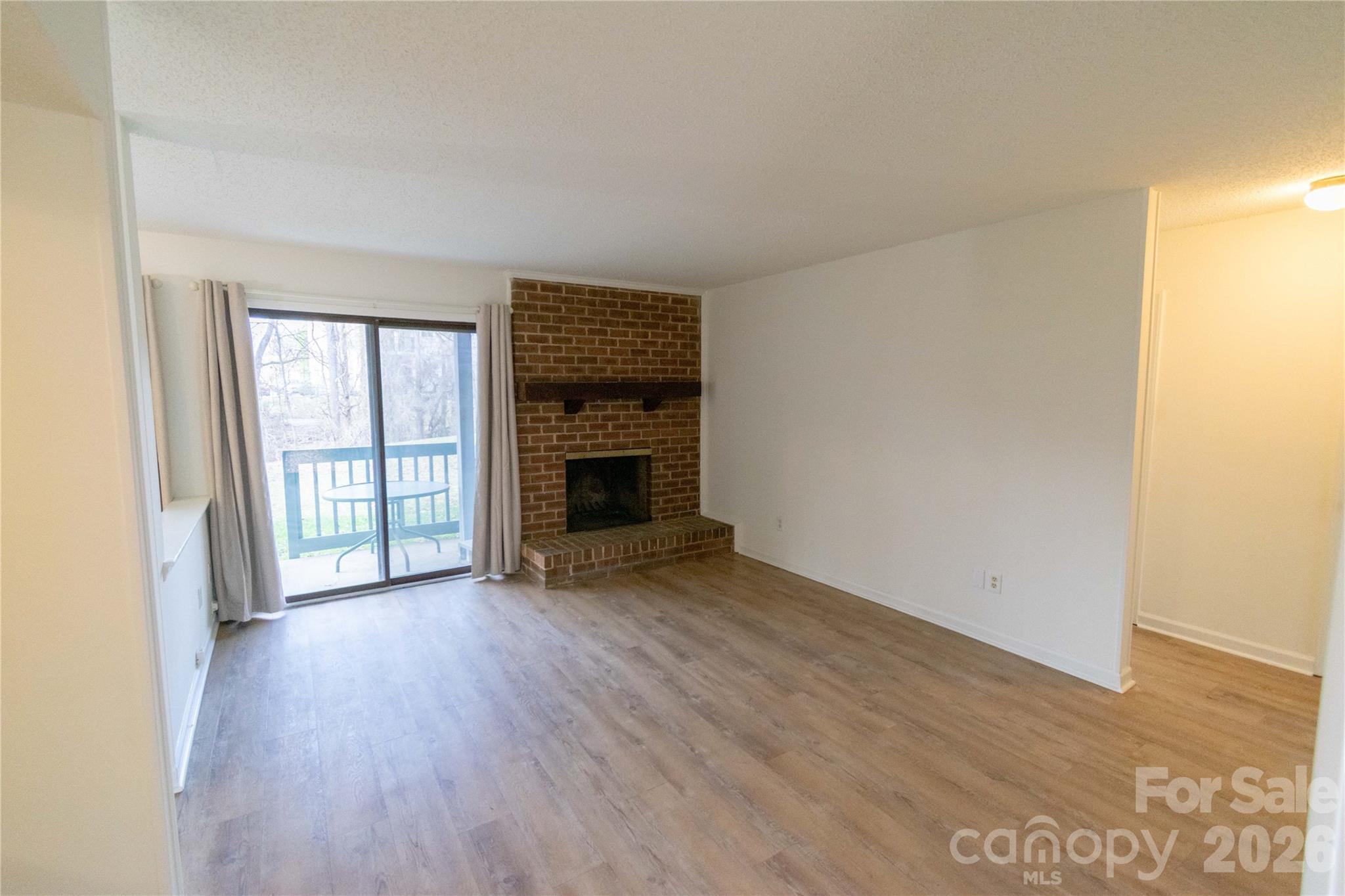 11042 Harrowfield Road — Charlotte