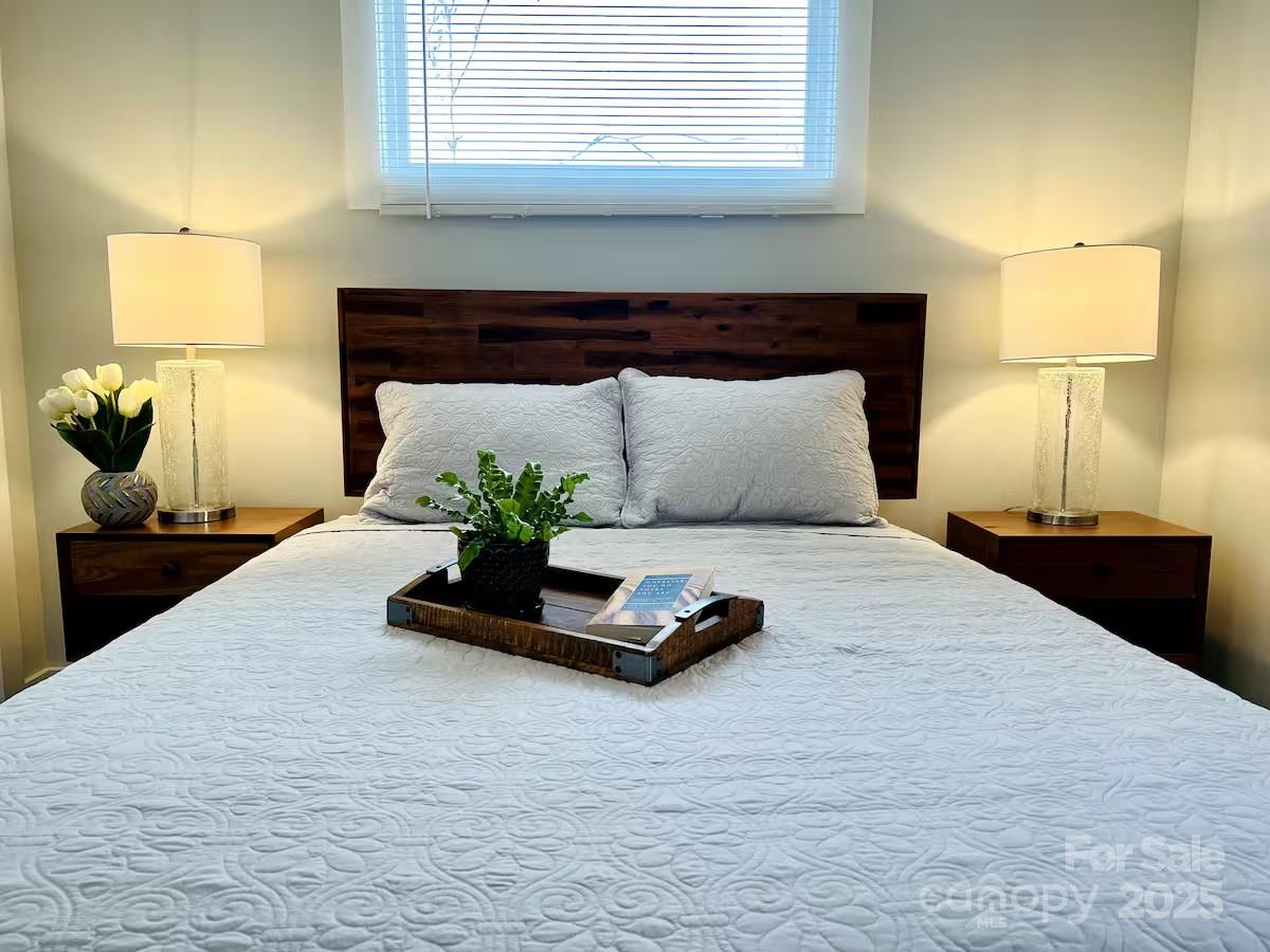 1057 Riverside Drive — Asheville