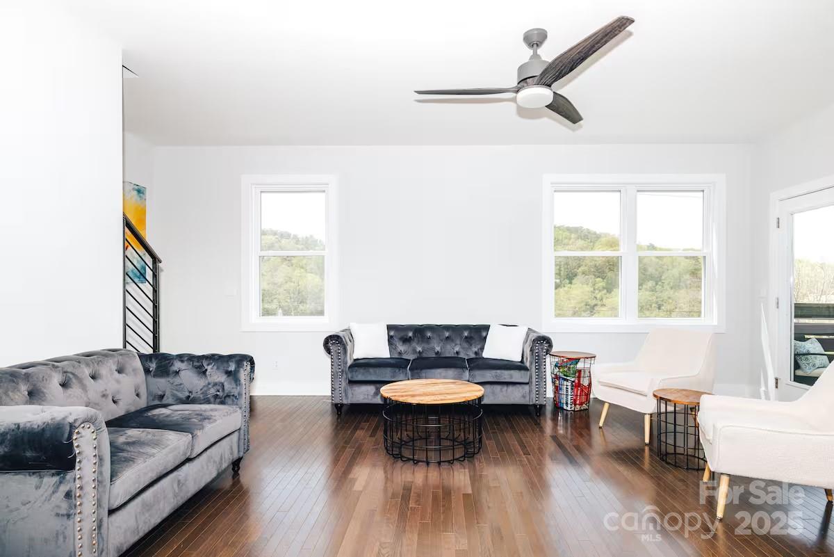 1057 Riverside Drive — Asheville