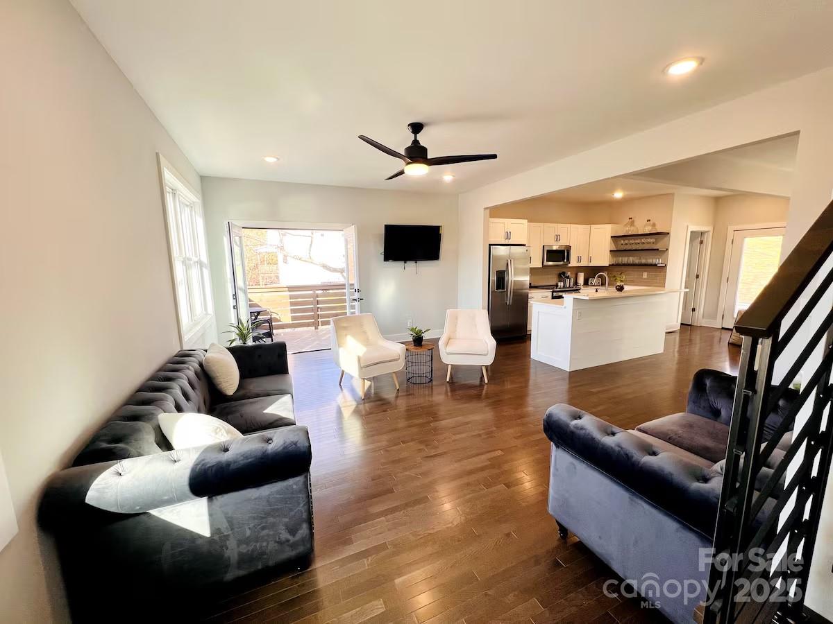 1057 Riverside Drive — Asheville