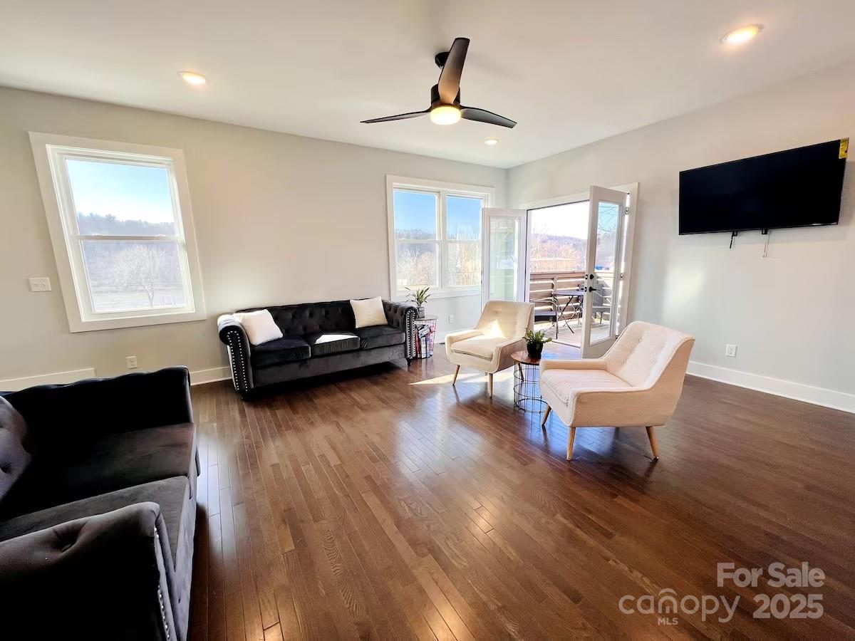 1057 Riverside Drive — Asheville