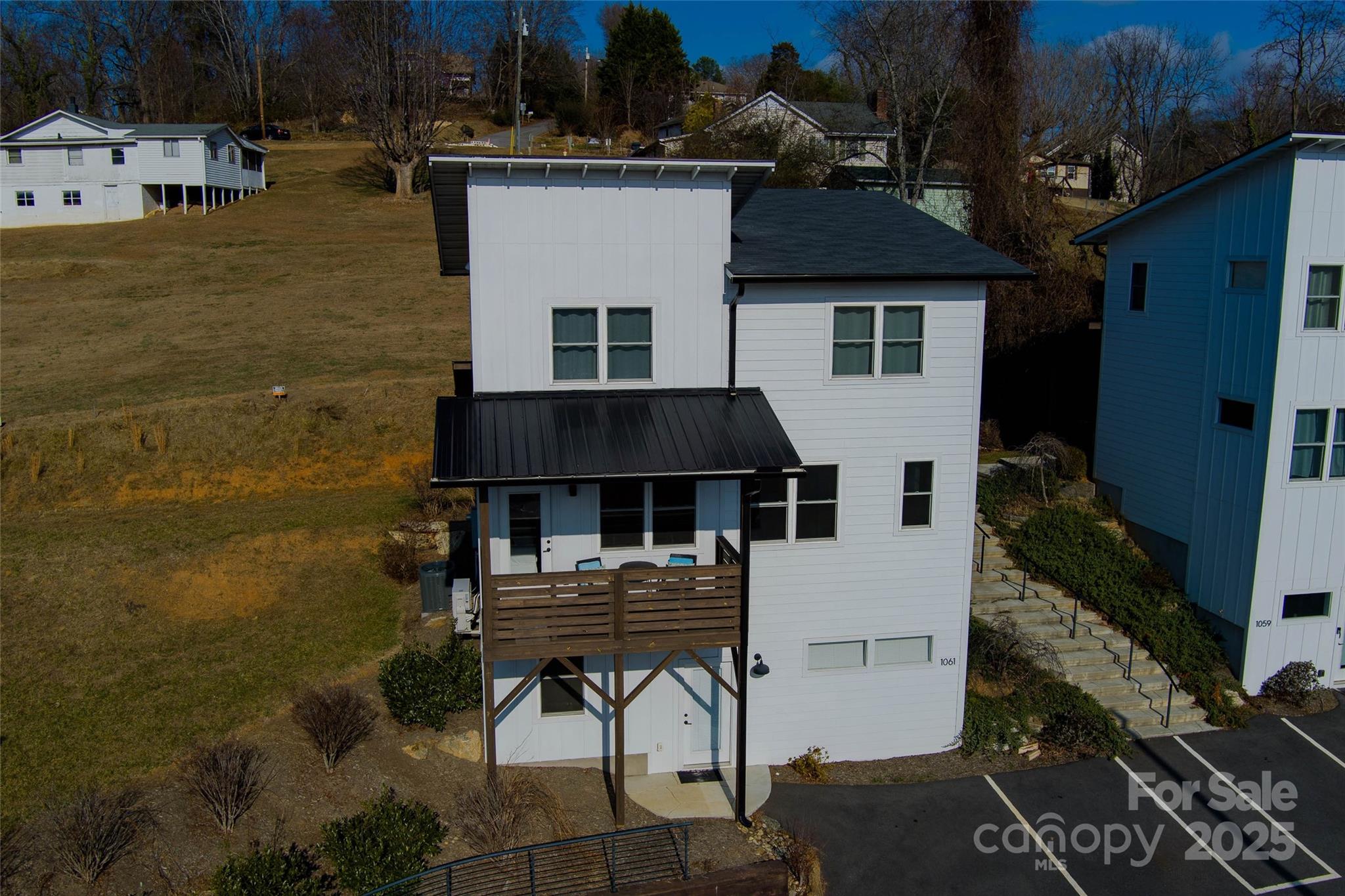 1061 Riverside Drive — Asheville