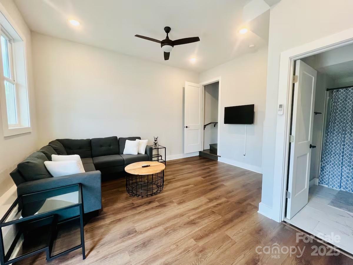 1061 Riverside Drive — Asheville