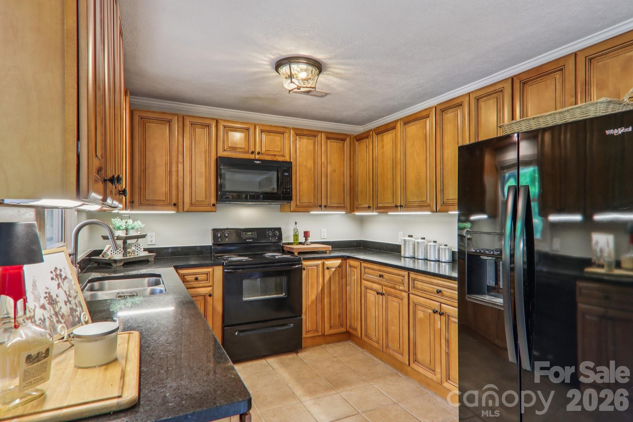 416 S Cherokee Avenue — Black Mountain